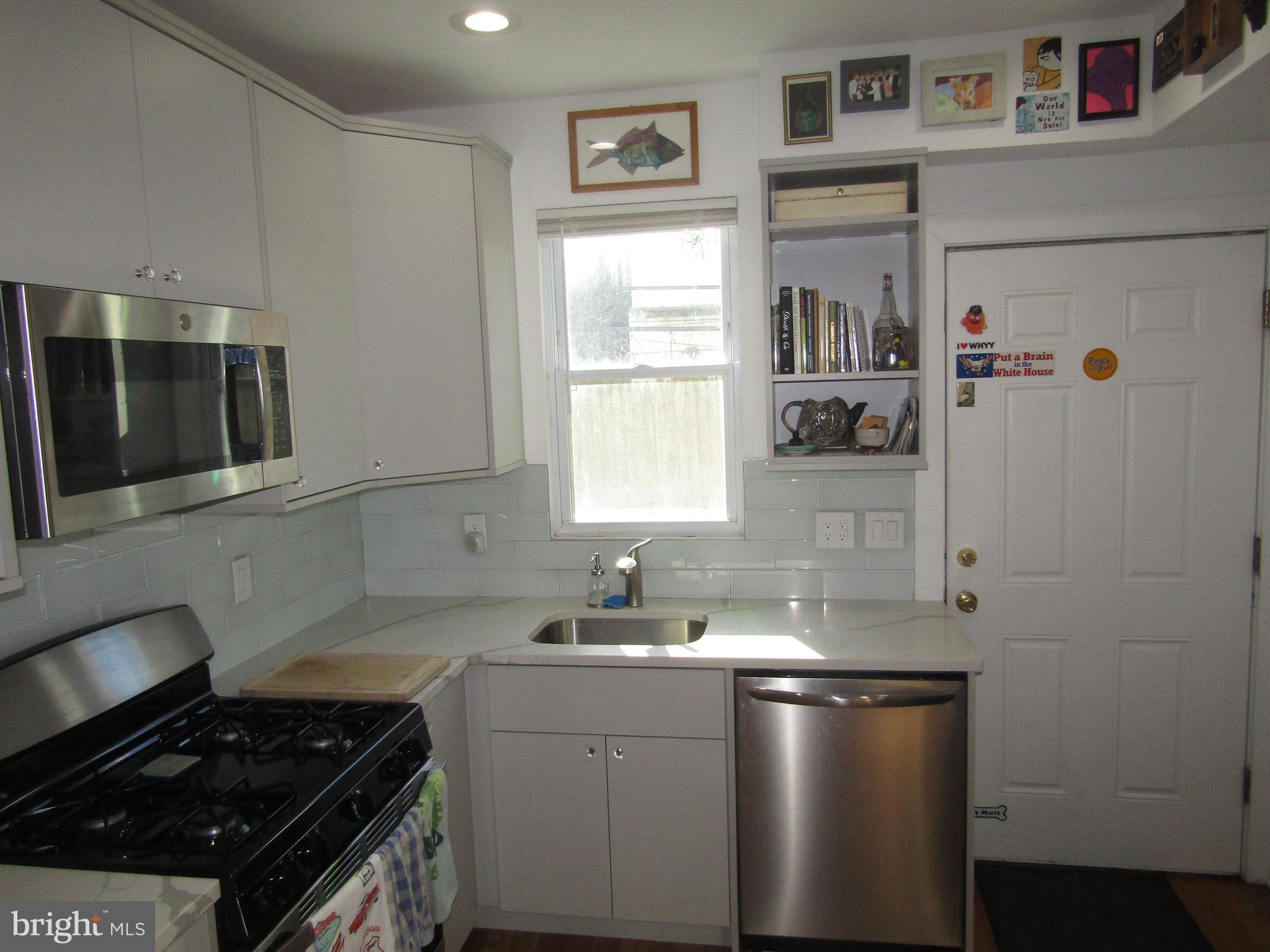 POINT BREEZE - Residential