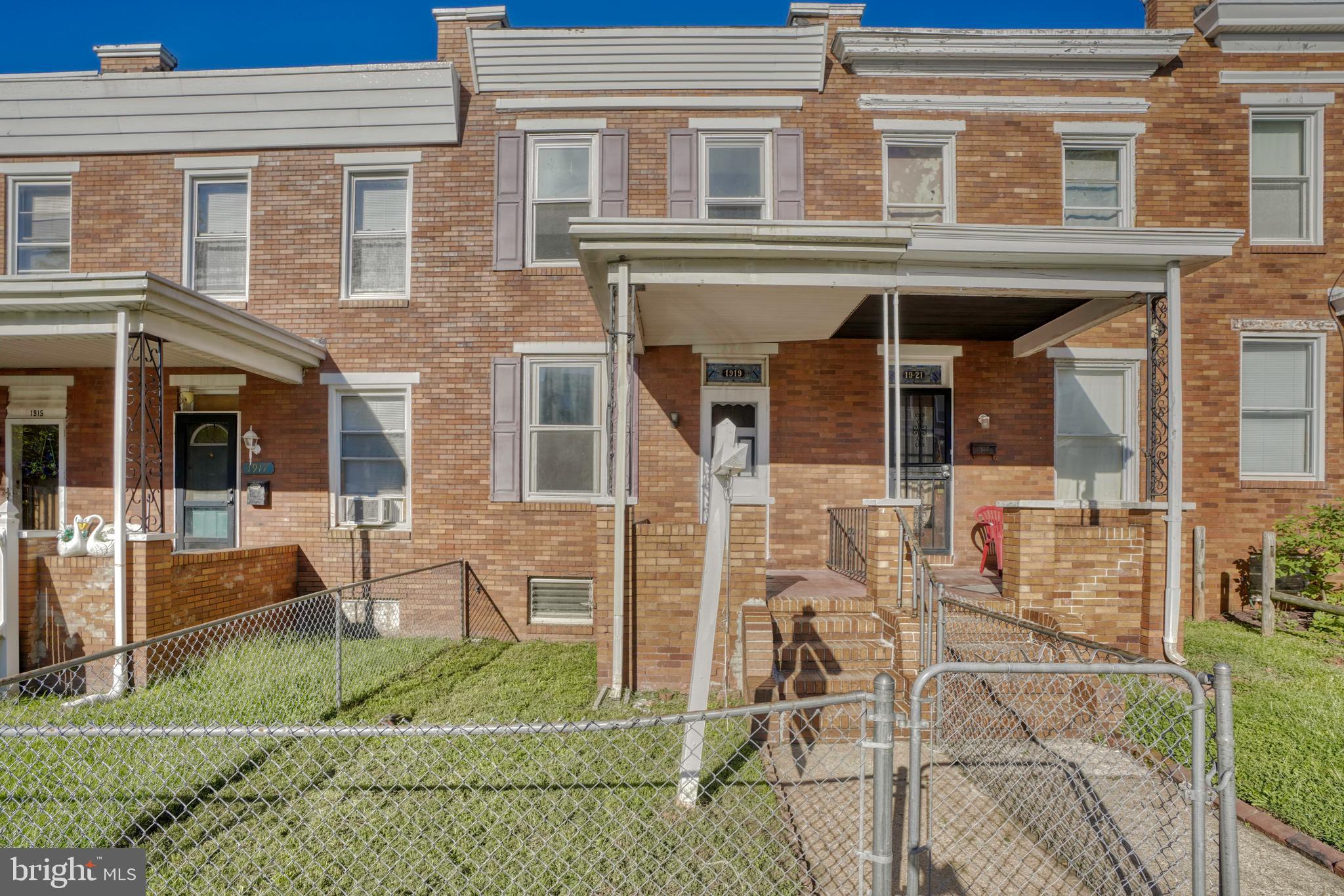 1919 GRINNALDS AVENUE