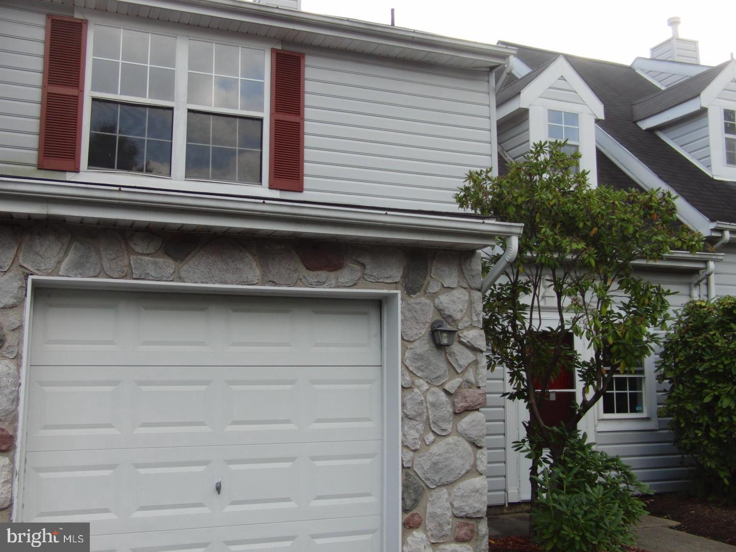 All new windows installed 6-2025, Tapestry townhouse, 2 bedrooms, 2.5 baths., Living room with fireplace, Formal dining room, Kitchen with lots of cabinets and entrance to garage, Powder room, Heater/utuiltiy room. Second floor: Master bedroom with full bath, Second bedroom with full bath, Laundry closet,