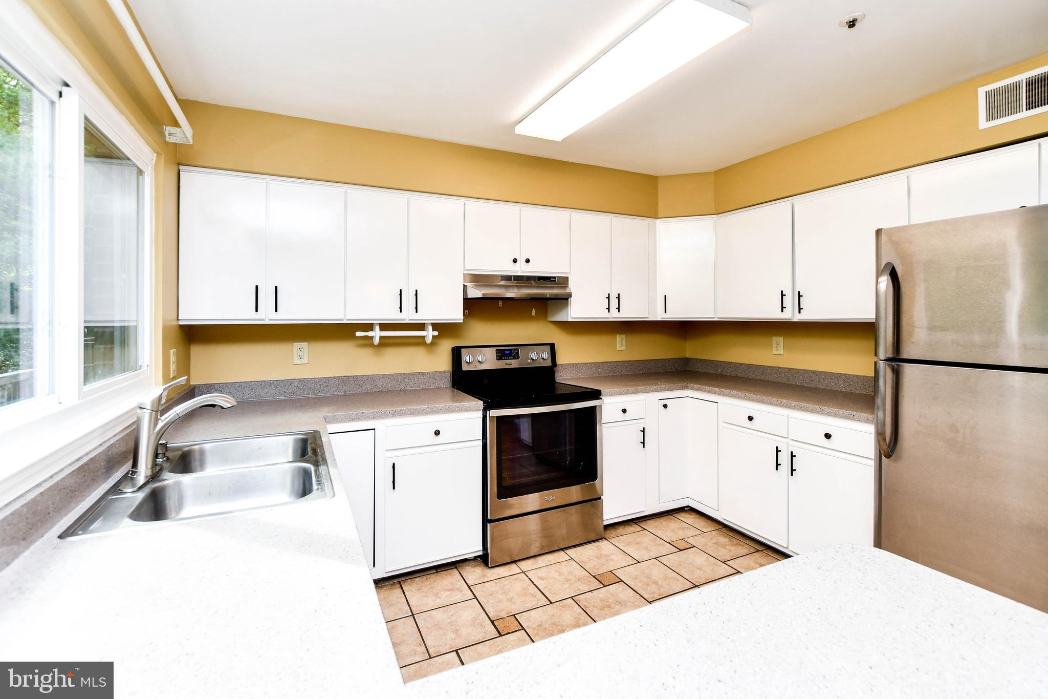 MONTPELIER HILLS - Residential Lease