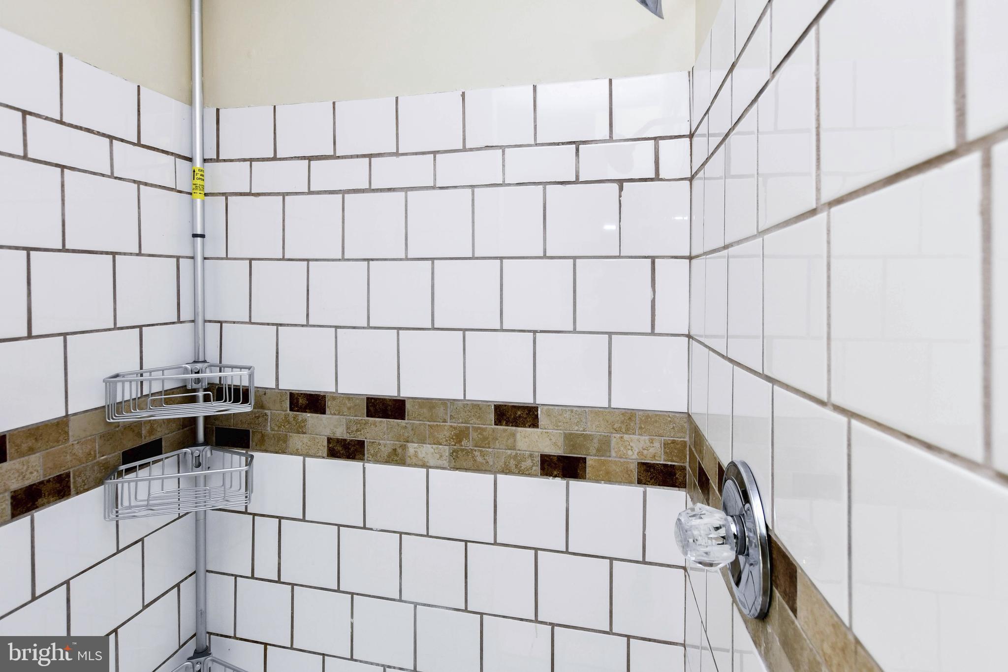 MONTPELIER HILLS - Residential Lease