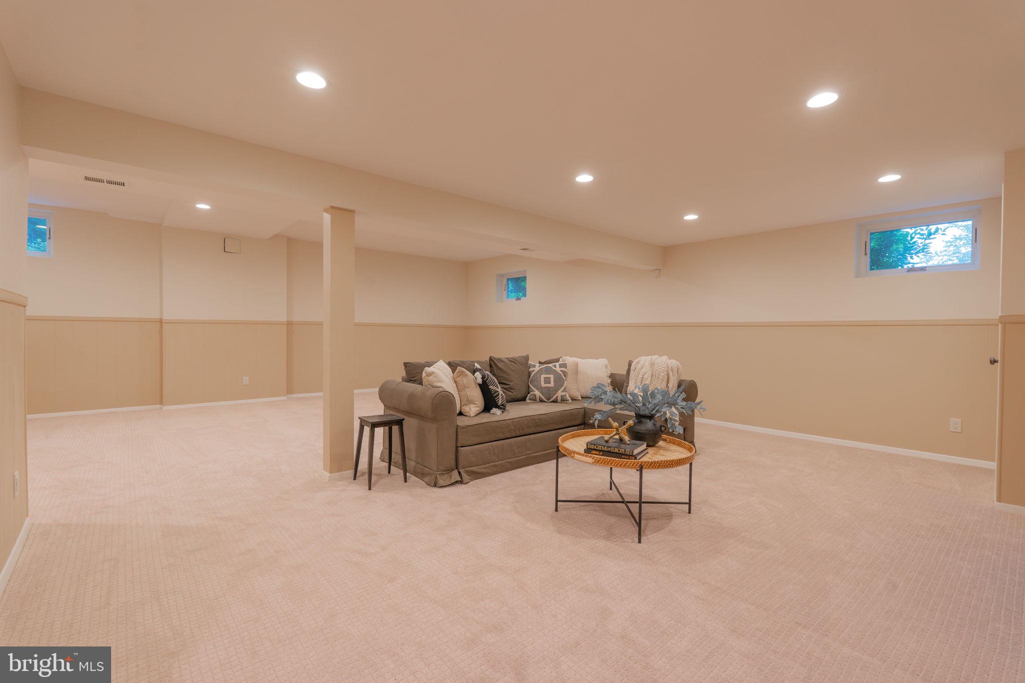 MASS AVE HIGHLANDS - Residential