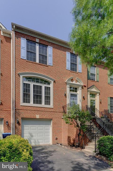 42991 GOLF VIEW DRIVE CHANTILLY VA 20152