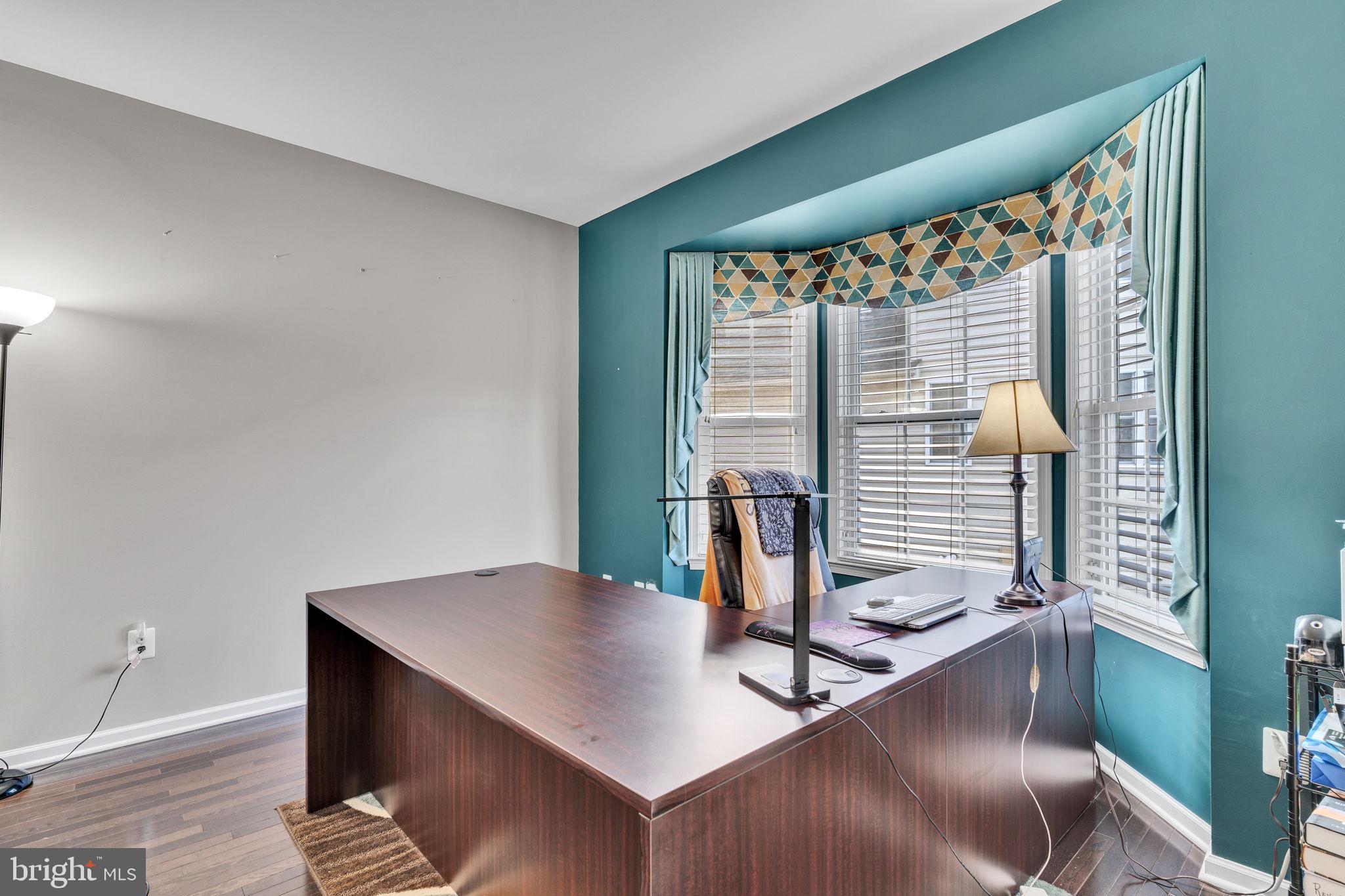 MARLBORO RIDGE - Residential