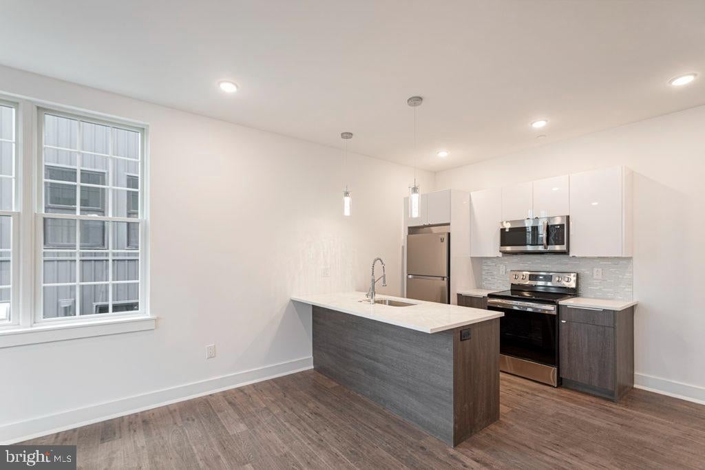 2623 CHRISTIAN STREET UNIT 301