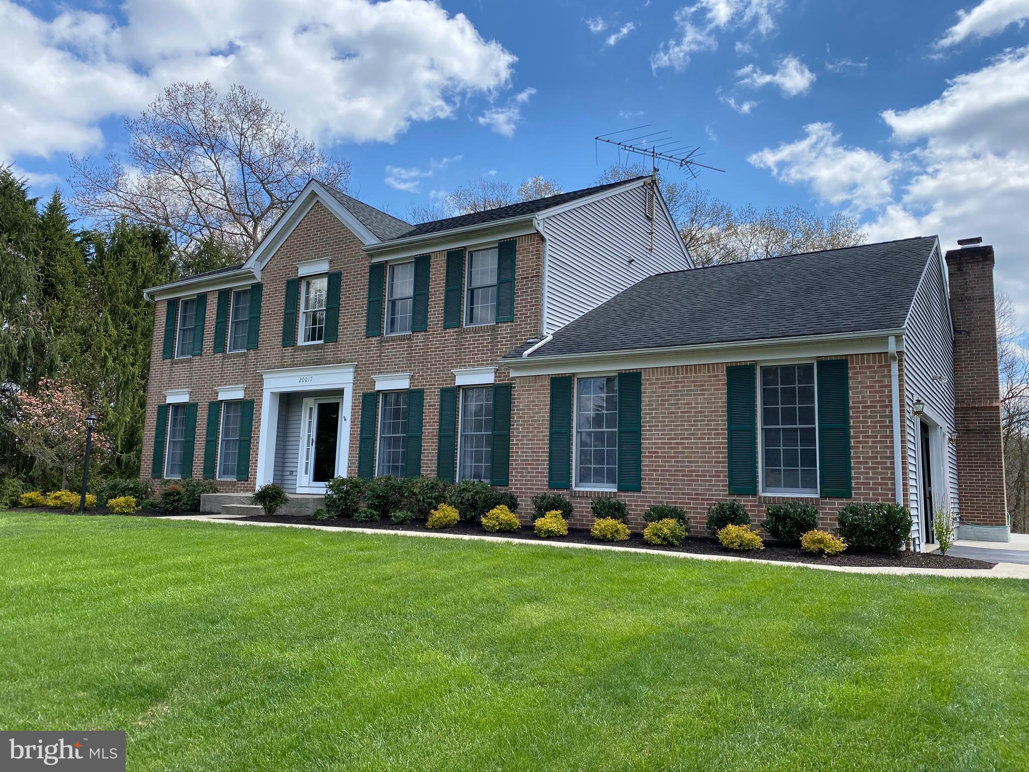 HUNT RIDGE NORTH - Residential