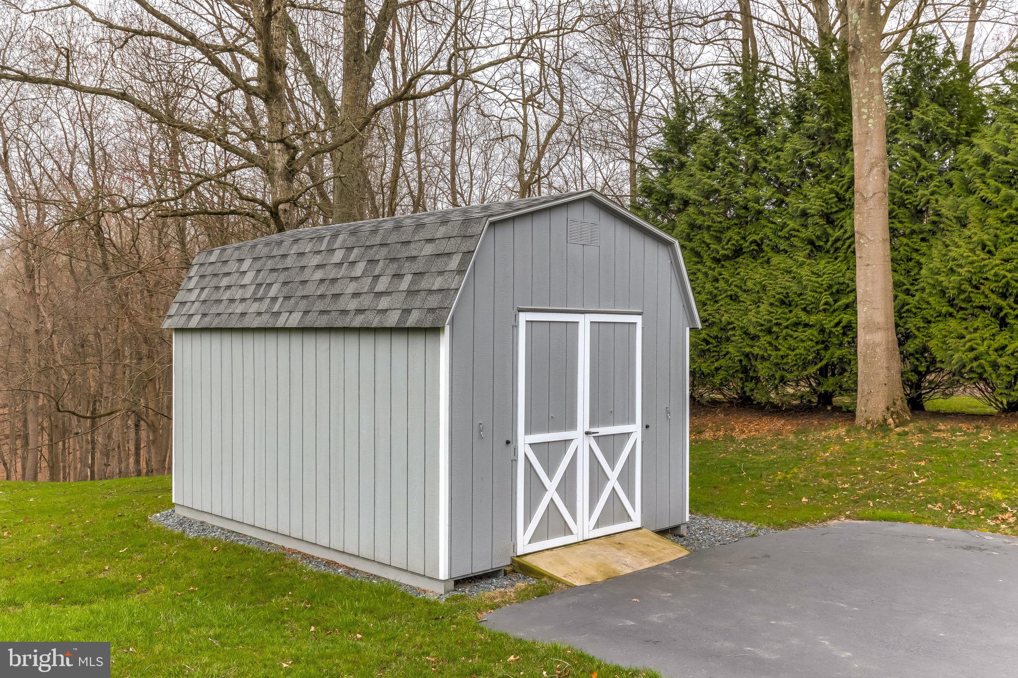 HUNT RIDGE NORTH - Residential