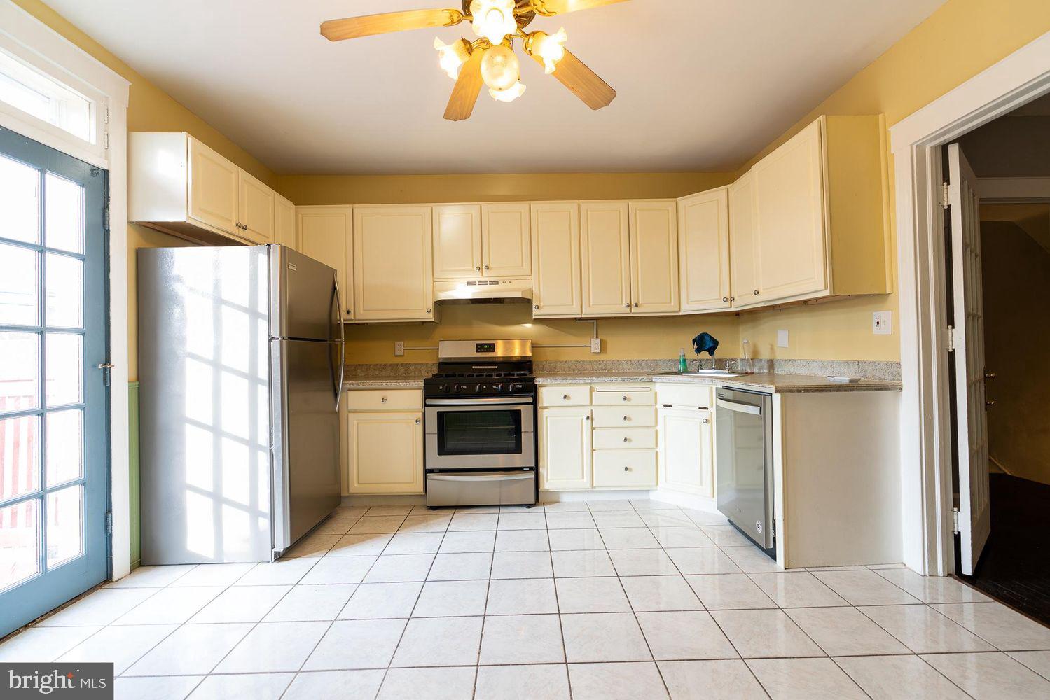 BAYVIEW - Residential Lease