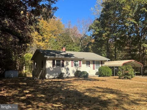 9263 LADYSMITH ROAD RUTHER GLEN VA 22546