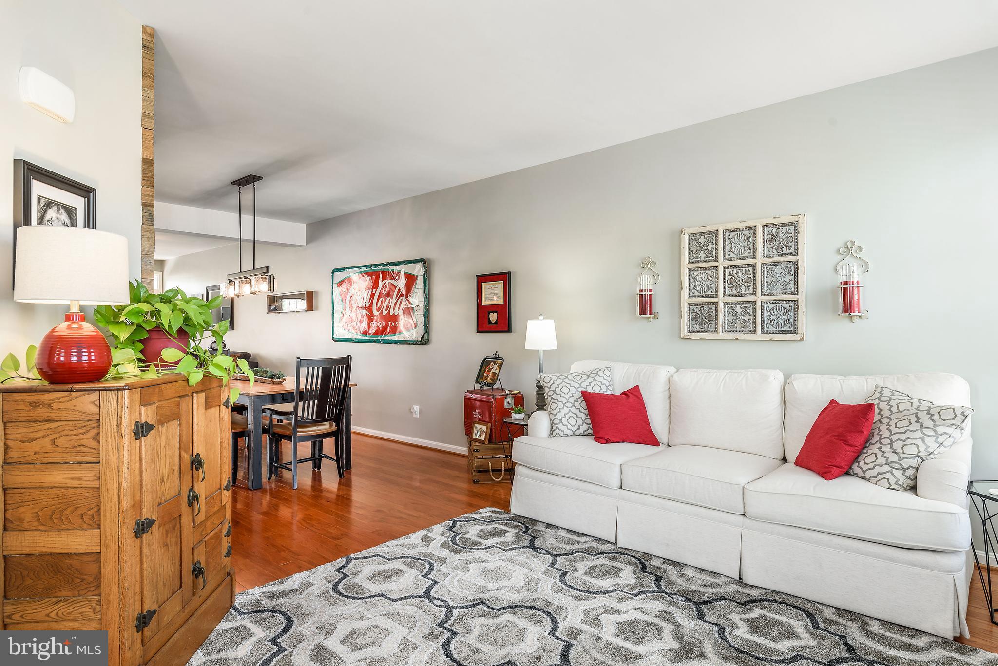 LINDEN ROW CONDOMINIUM - Residential