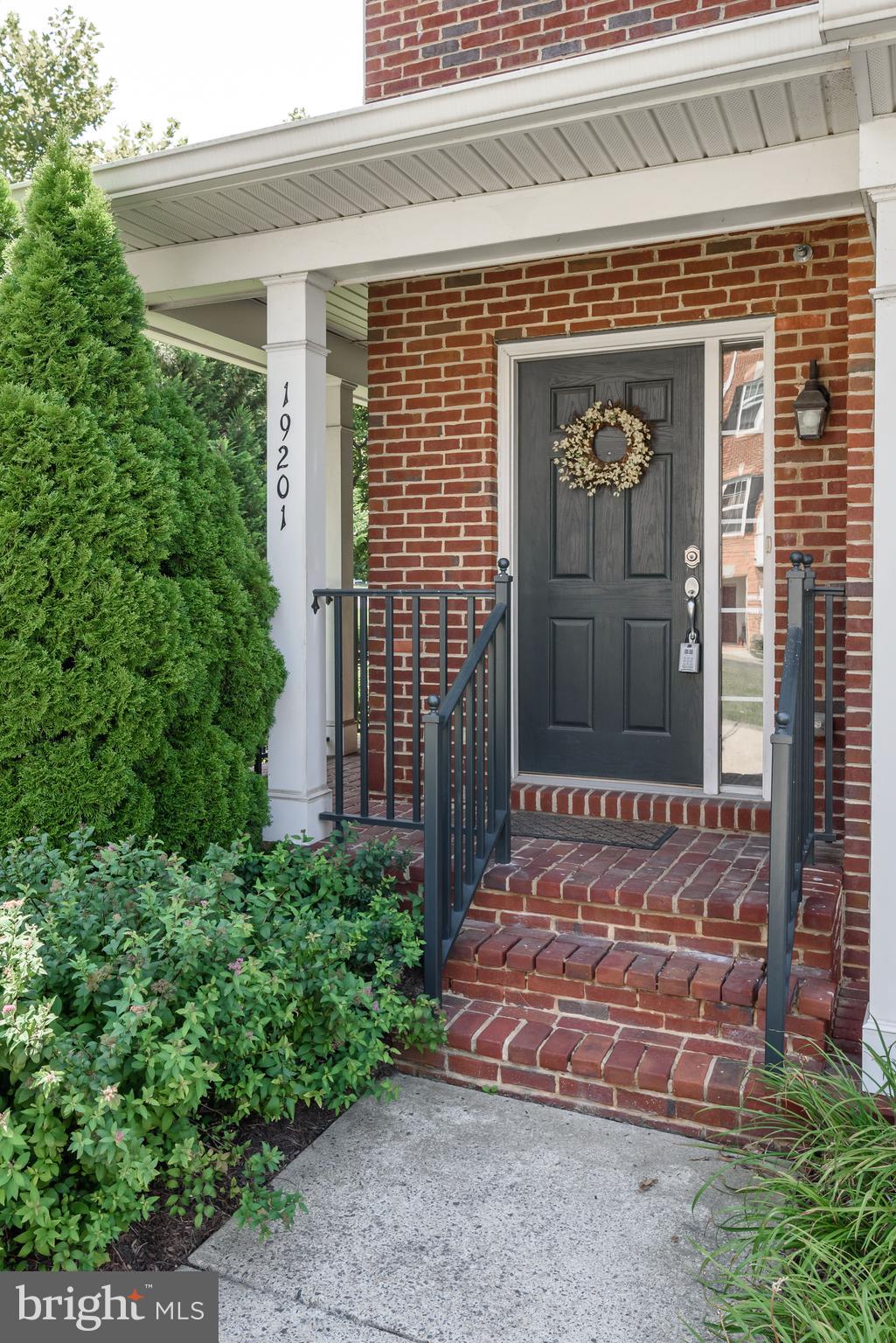 LINDEN ROW CONDOMINIUM - Residential