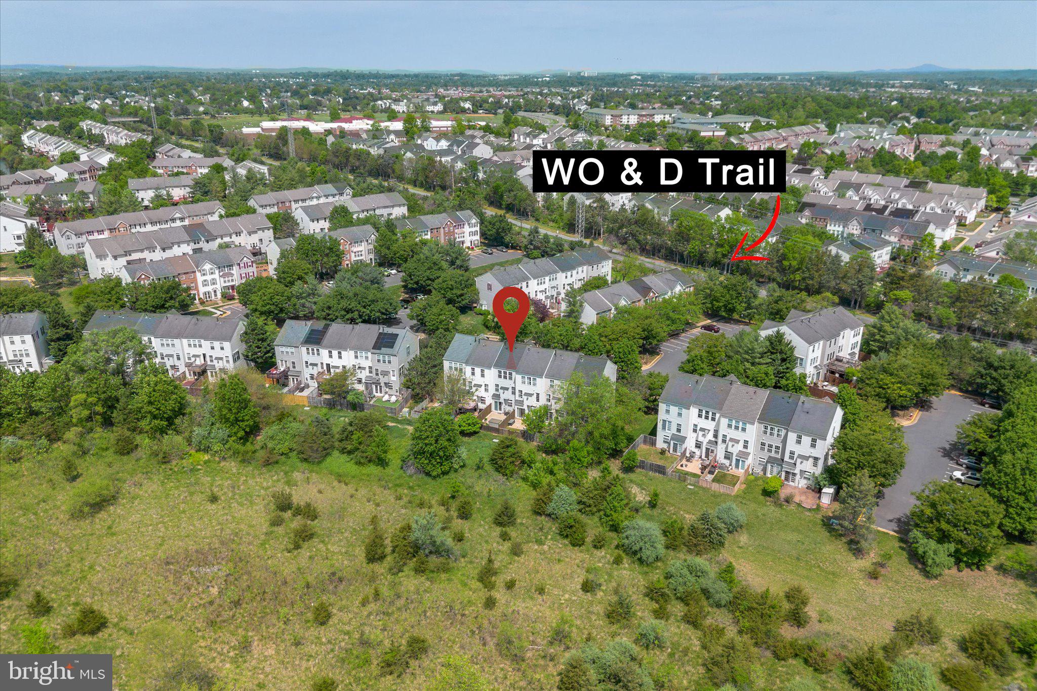 ASHBURN VILLAGE - Residential