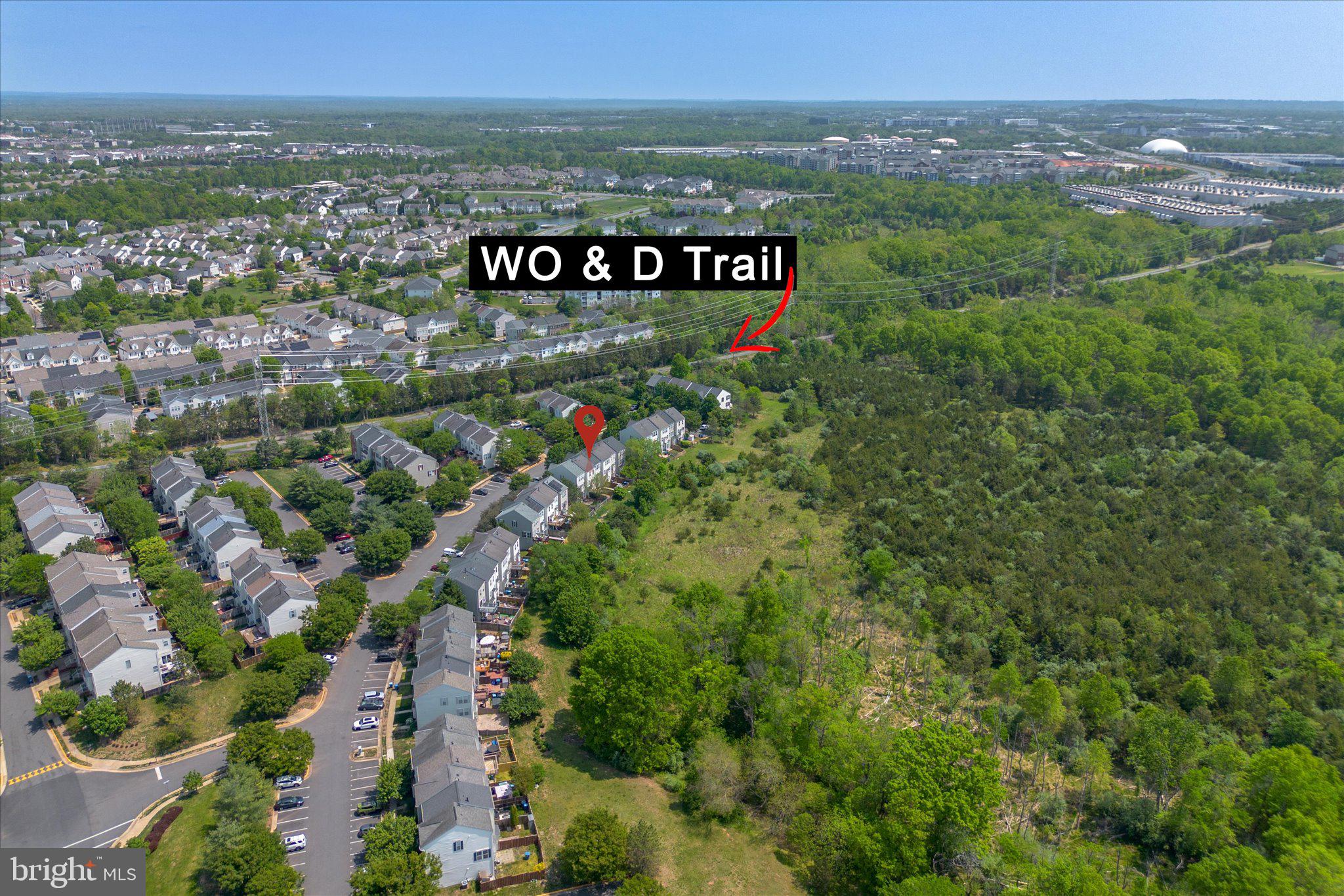 ASHBURN VILLAGE - Residential