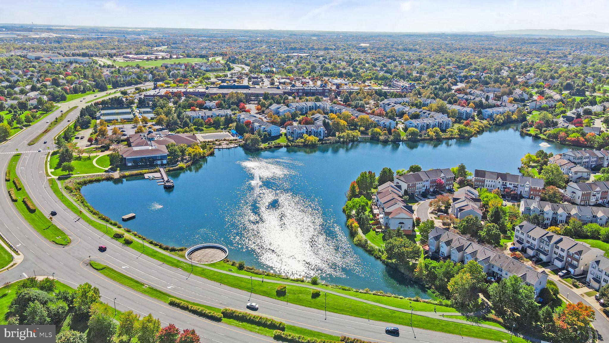 ASHBURN VILLAGE - Residential