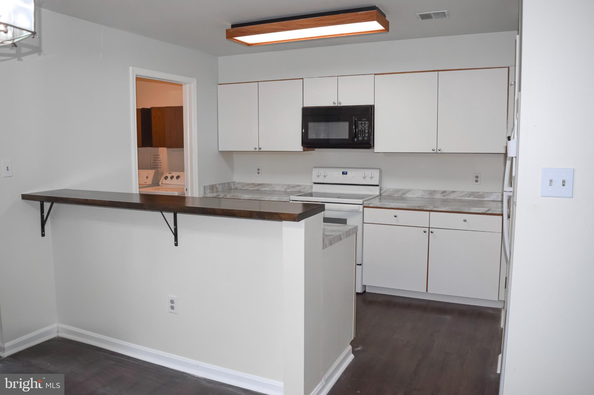 SEVEN OAKS - Residential