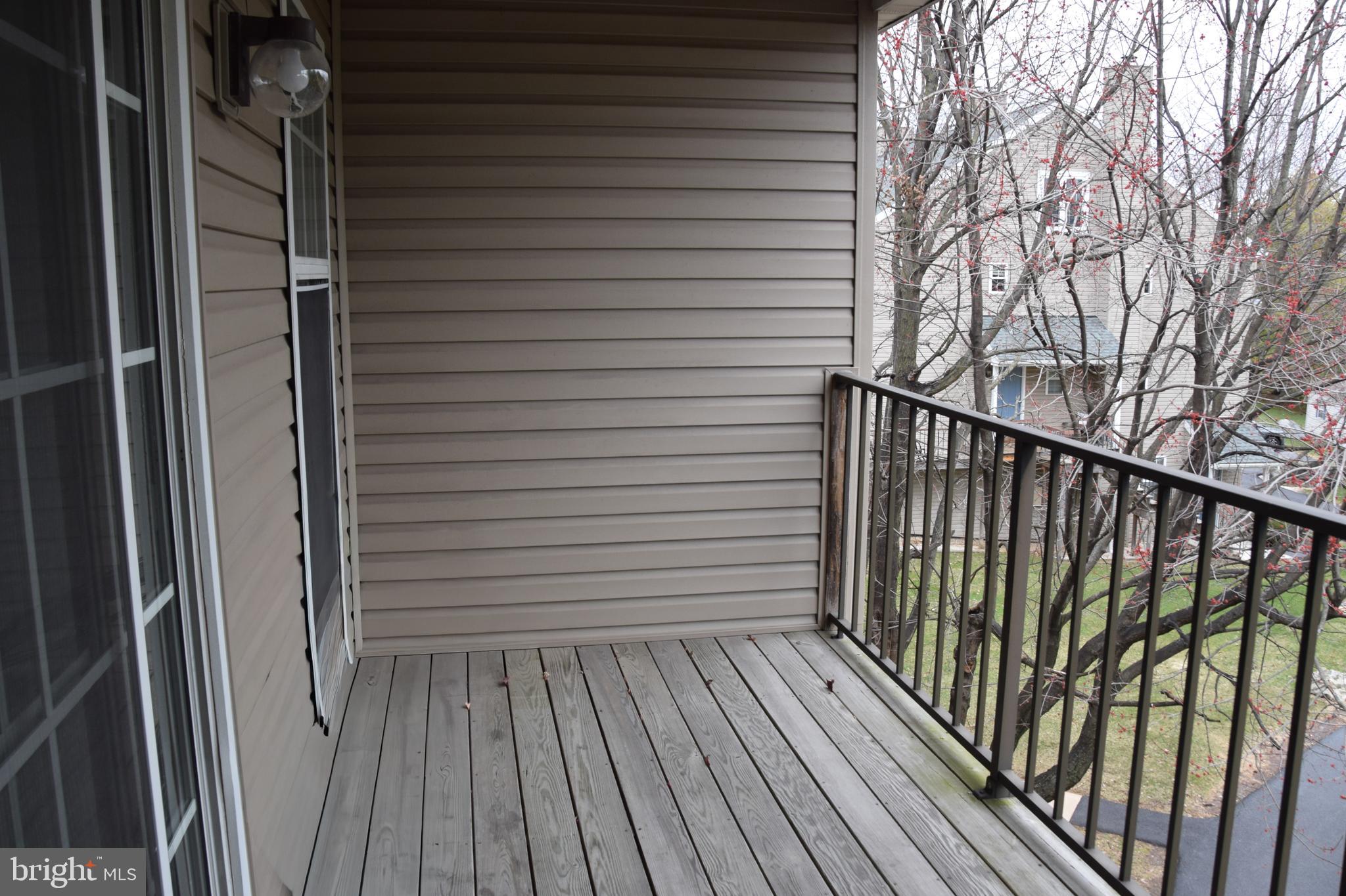 SEVEN OAKS - Residential