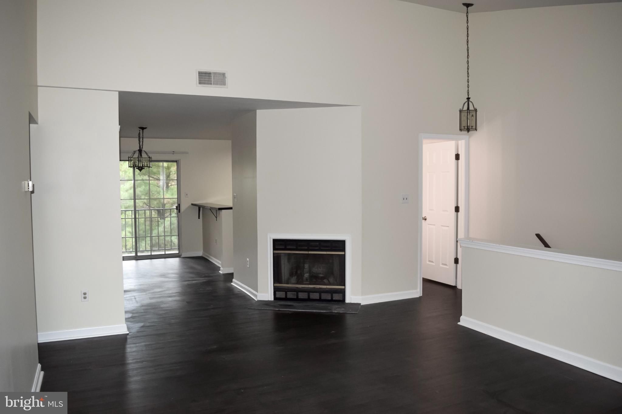 SEVEN OAKS - Residential