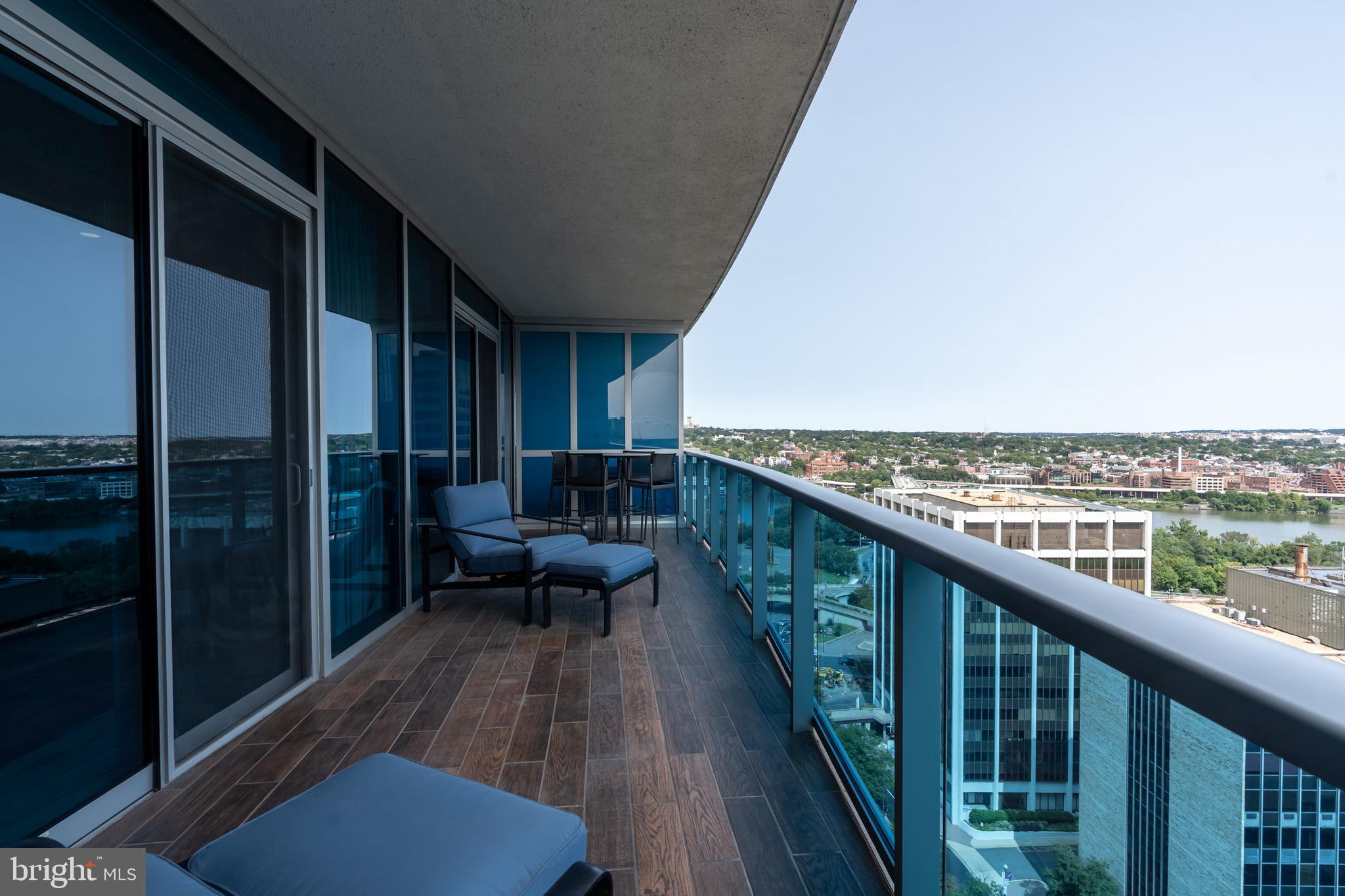 ROSSLYN - Residential