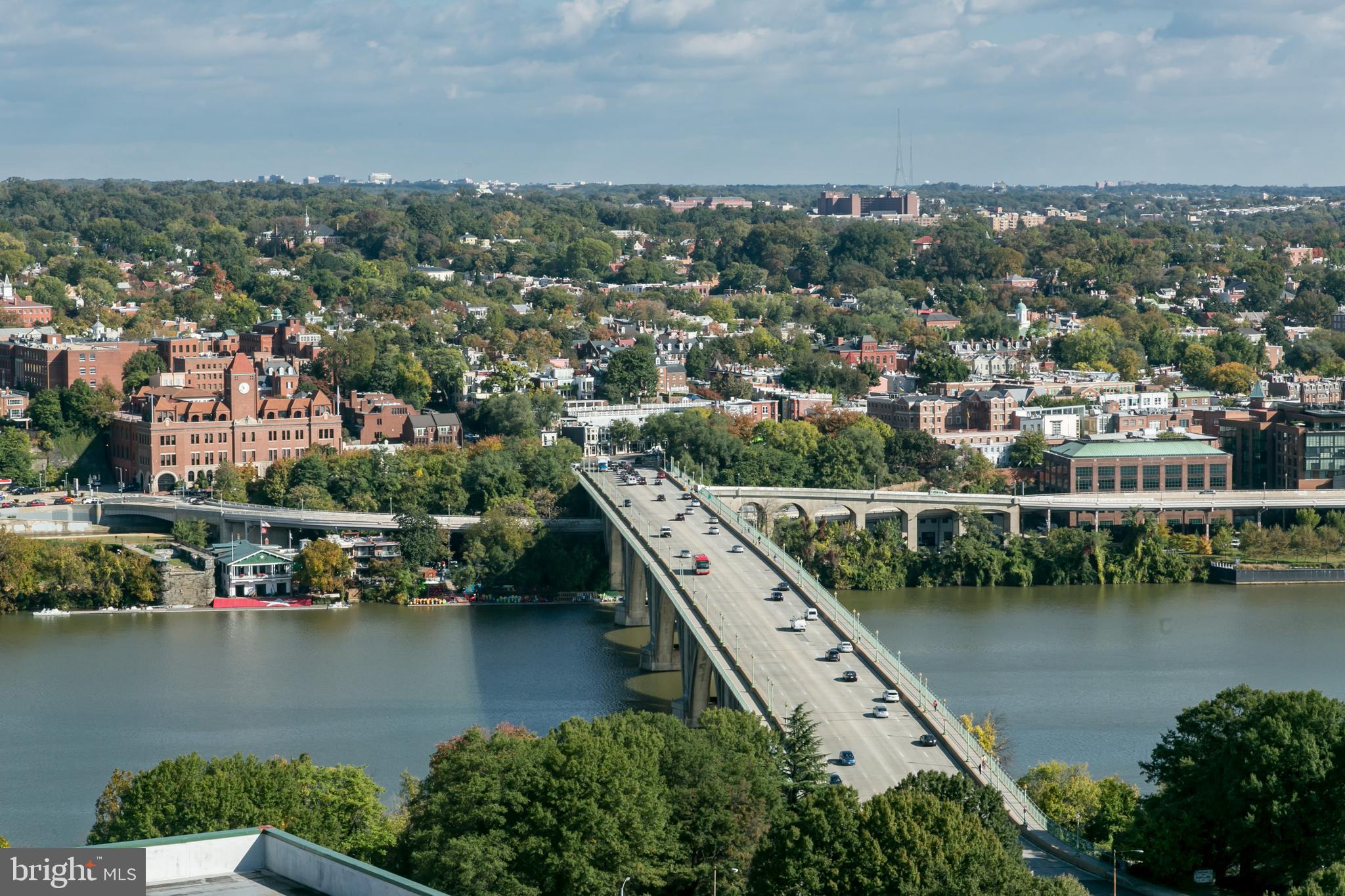 ROSSLYN - Residential