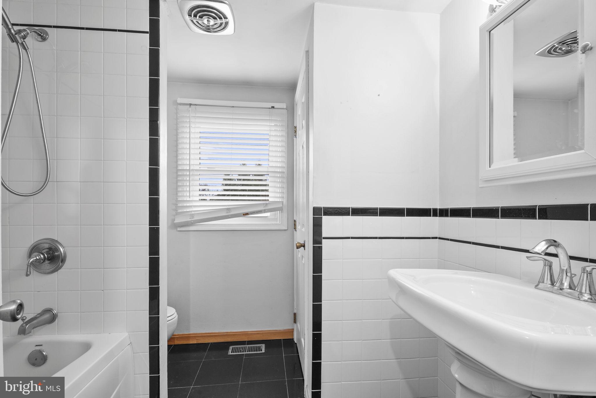 DELL MONT - Residential