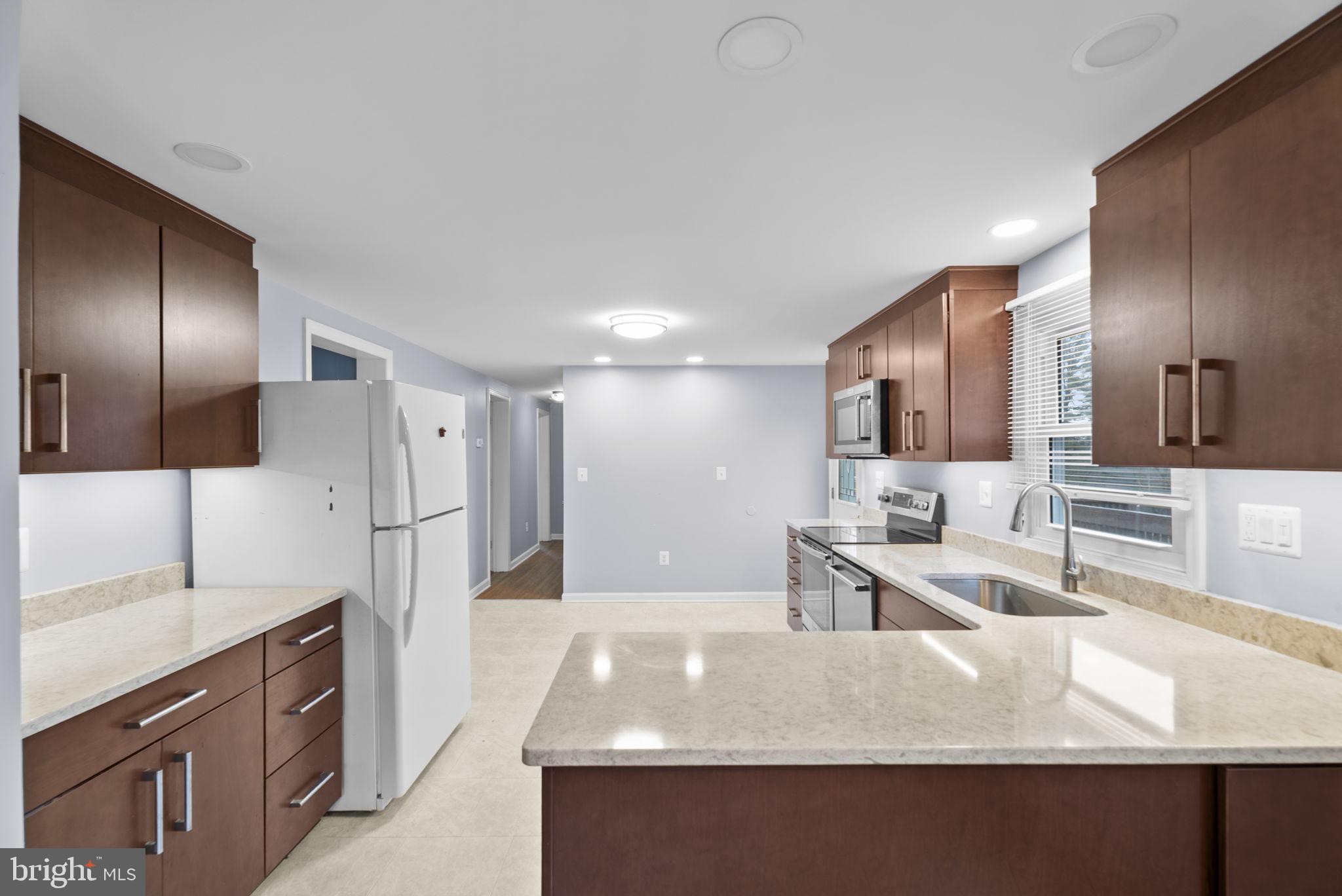 DELL MONT - Residential