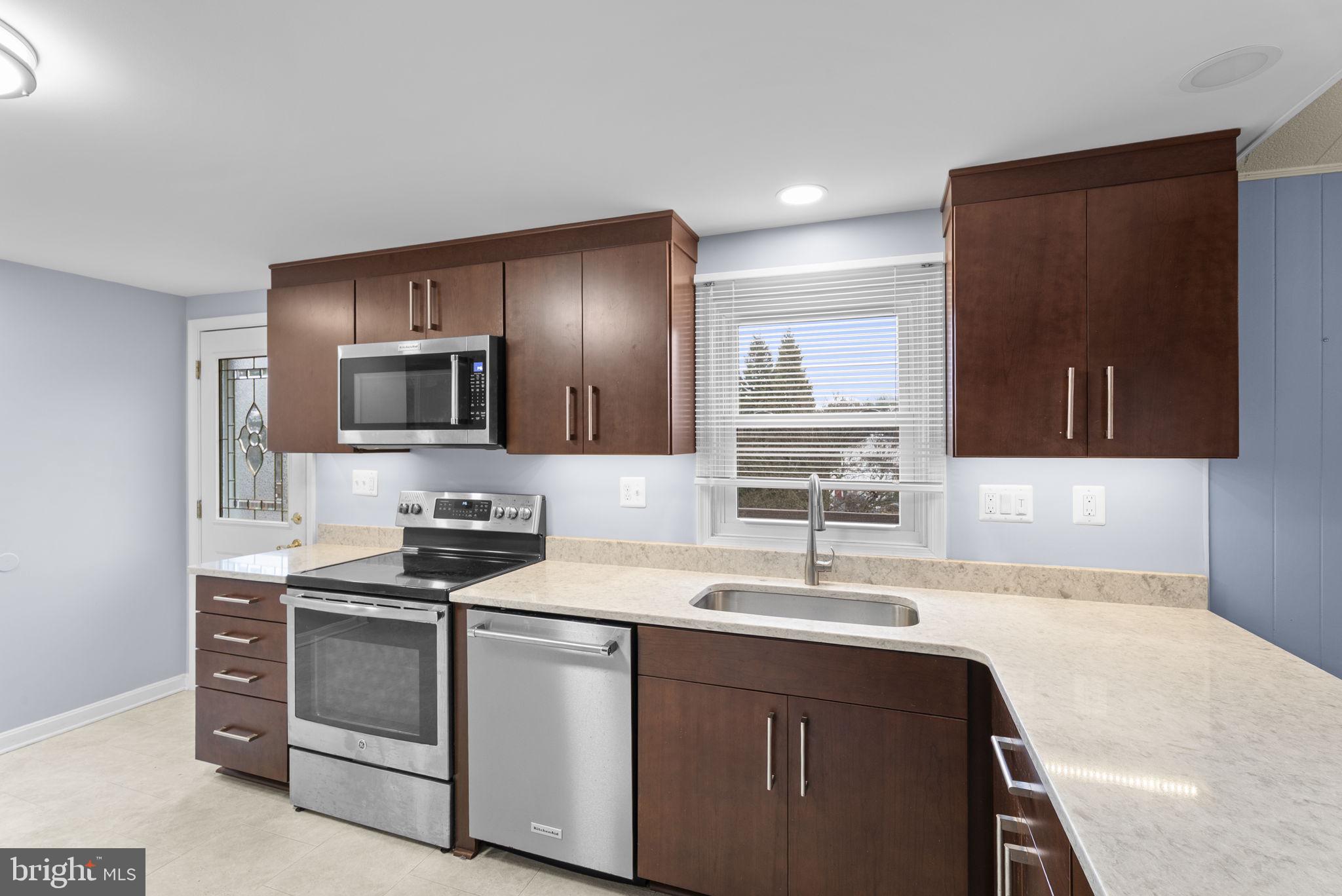 DELL MONT - Residential