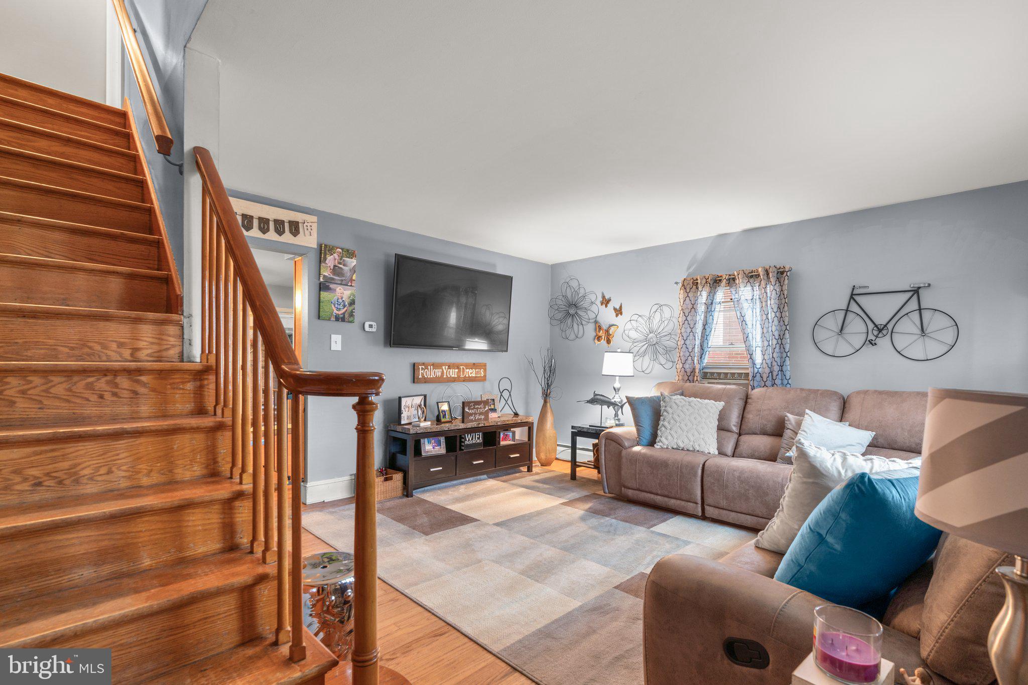 RIVIERA BEACH - Residential