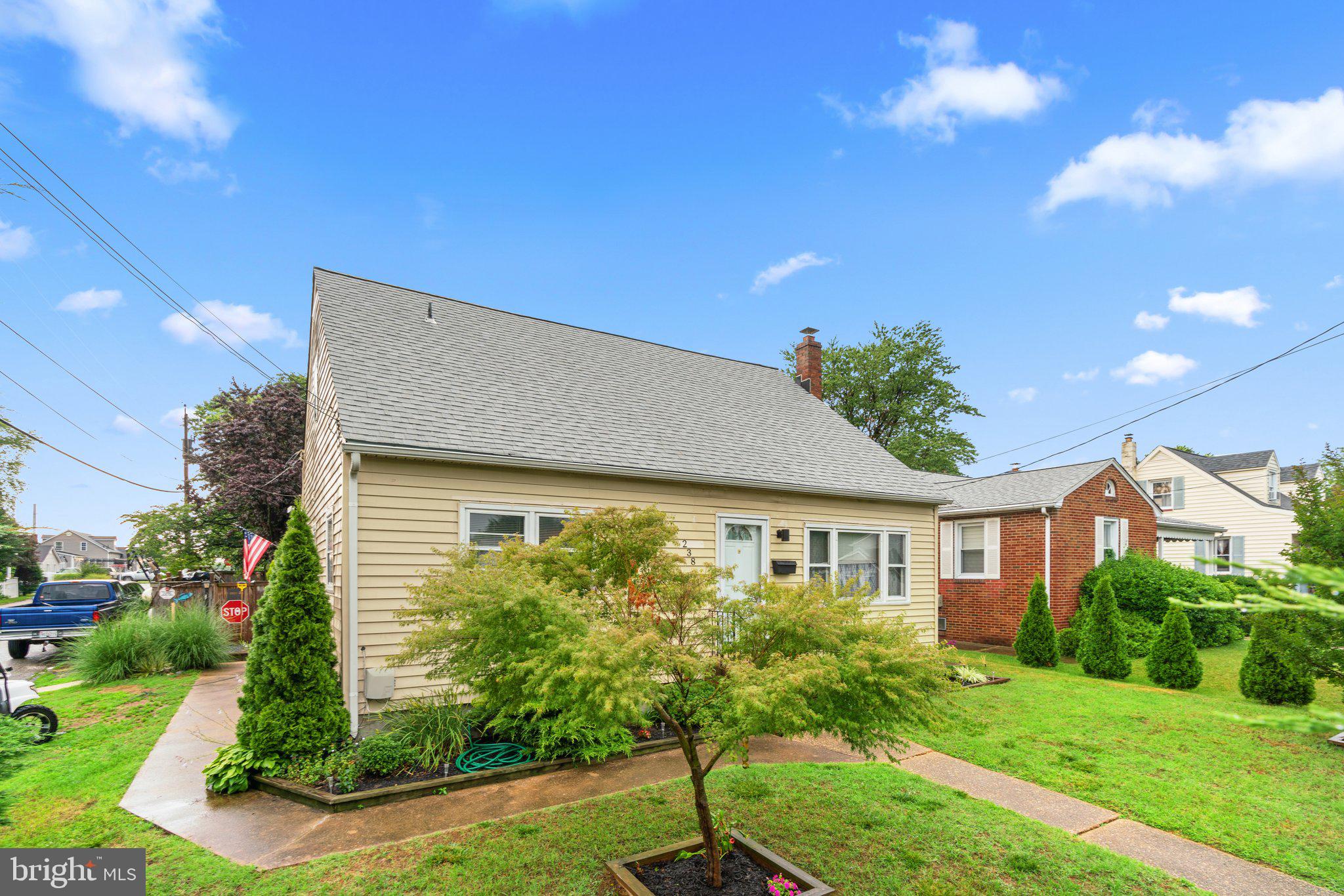 RIVIERA BEACH - Residential