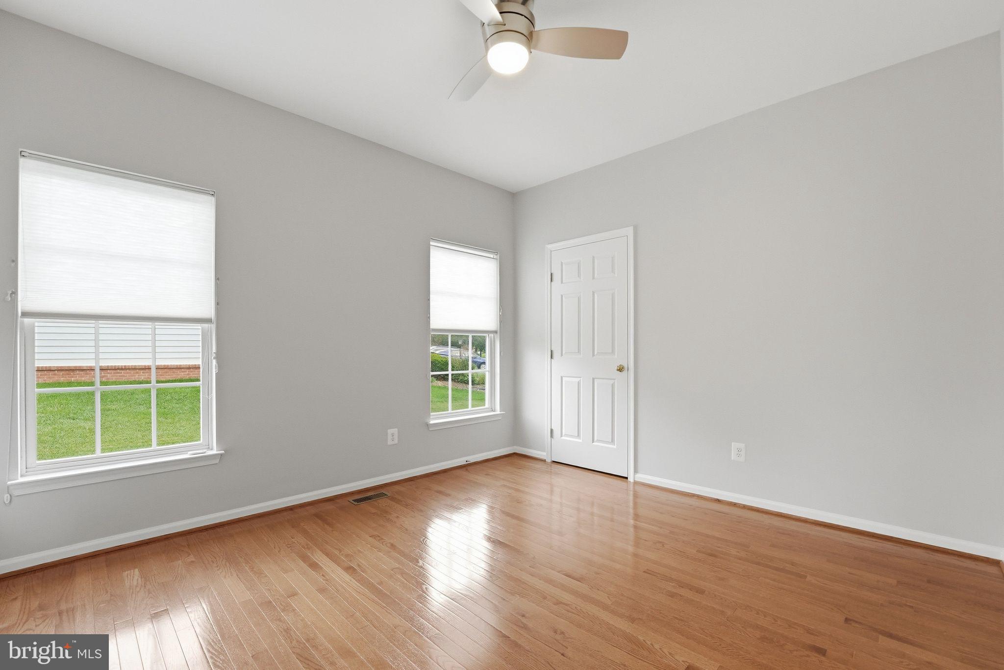 COUNTRY CLUB ESTATES - Residential