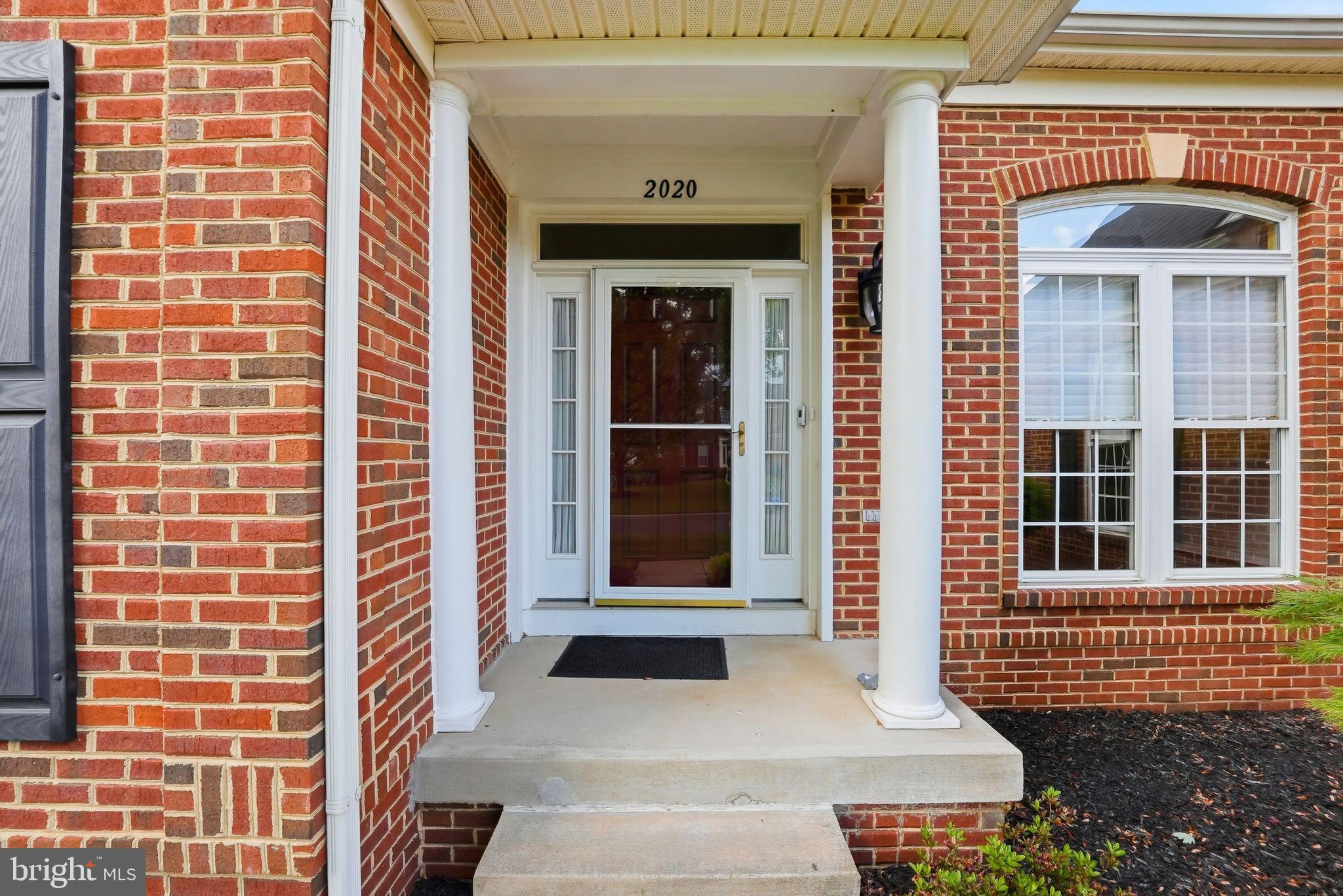 COUNTRY CLUB ESTATES - Residential