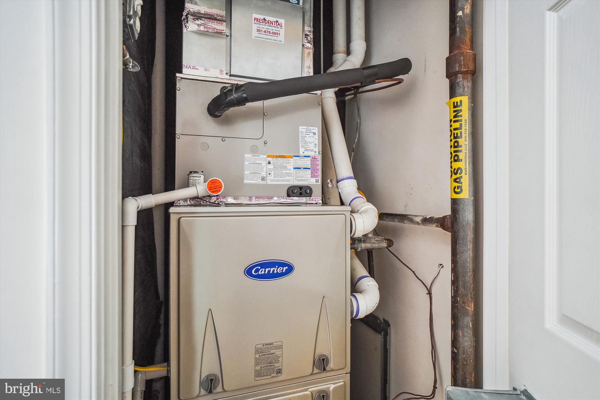 TURNBERRY COURTS AT LEIS - Residential