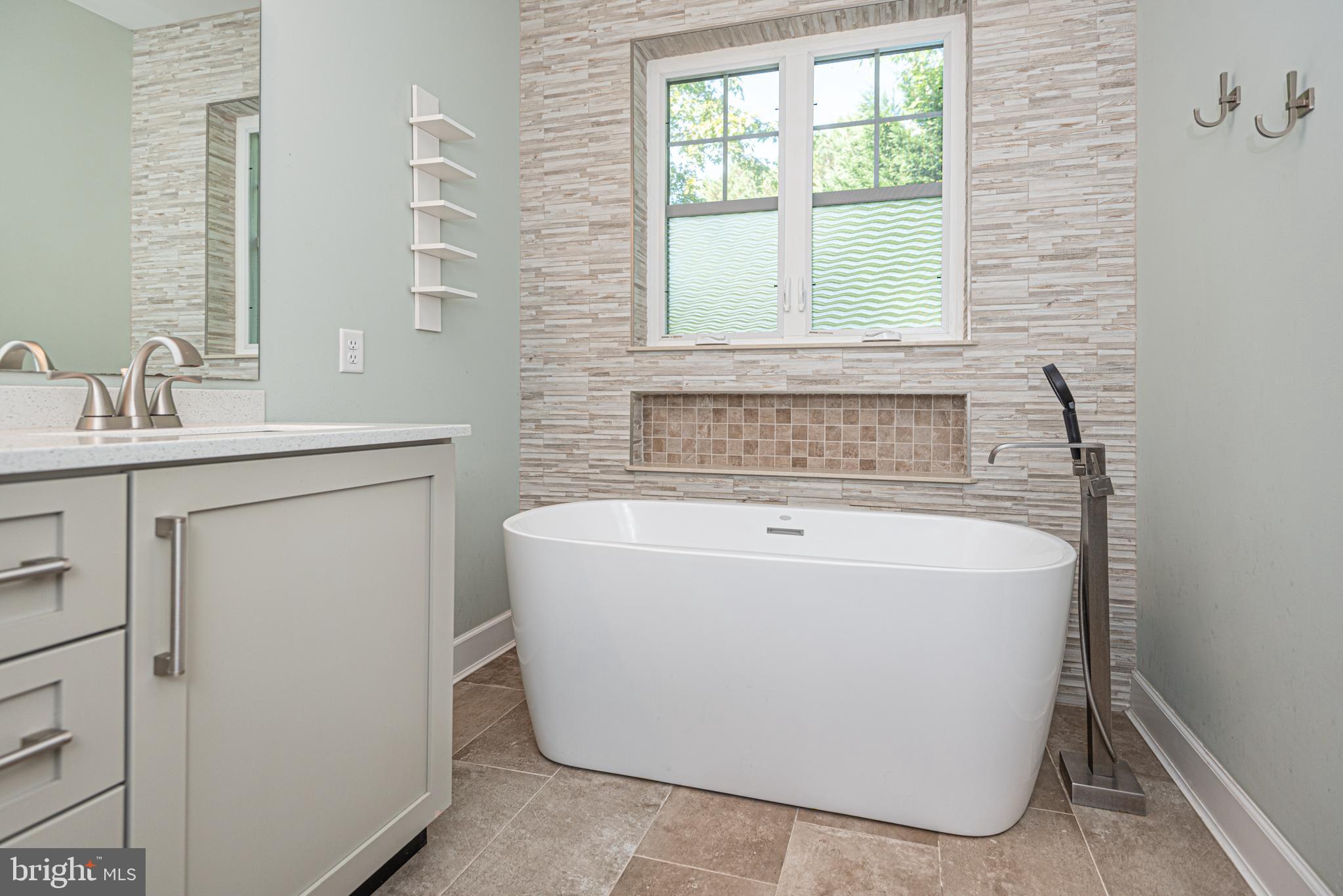 BAYVIEW ESTATES (MD) - Residential