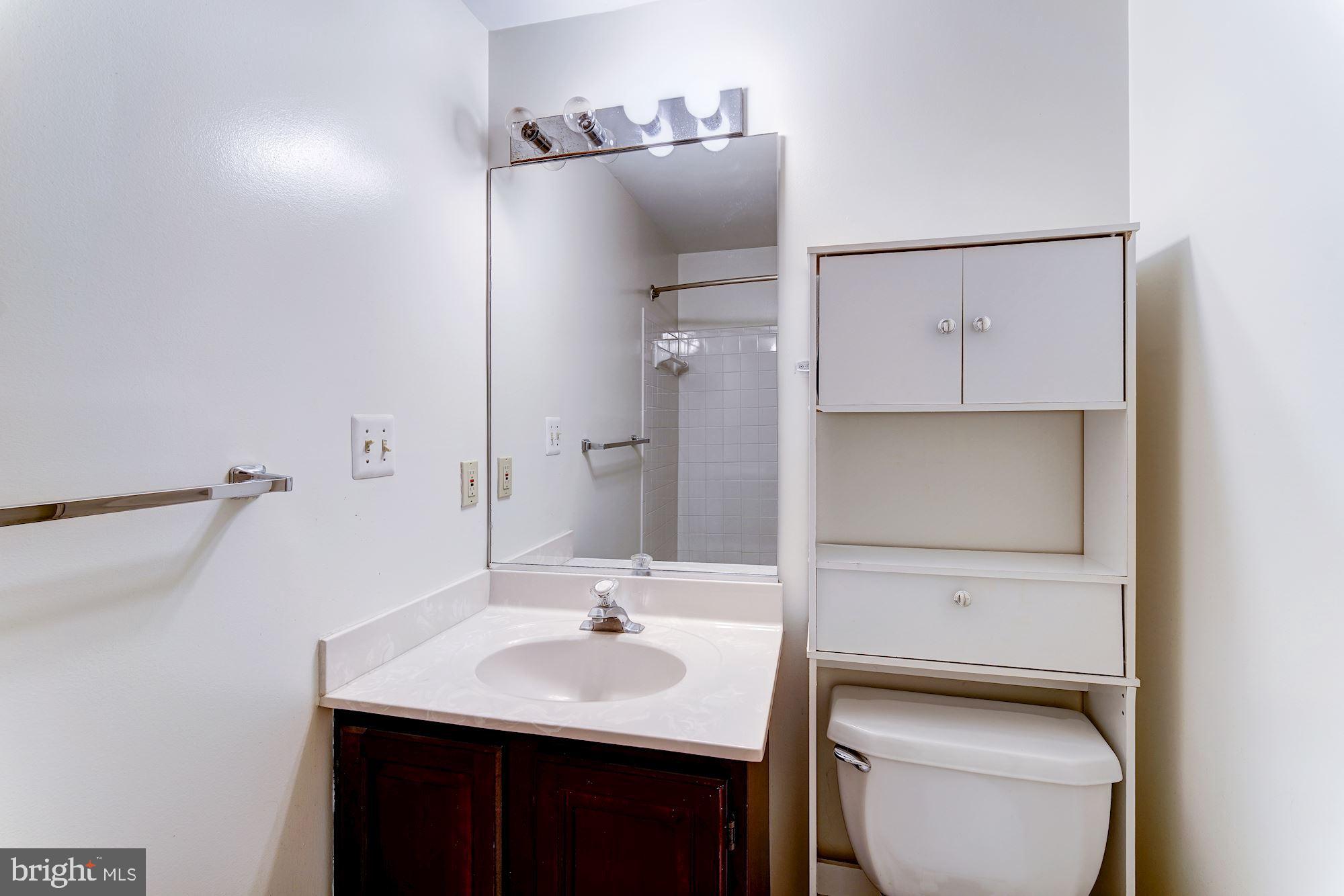 MAGARITY MEWS - Residential Lease