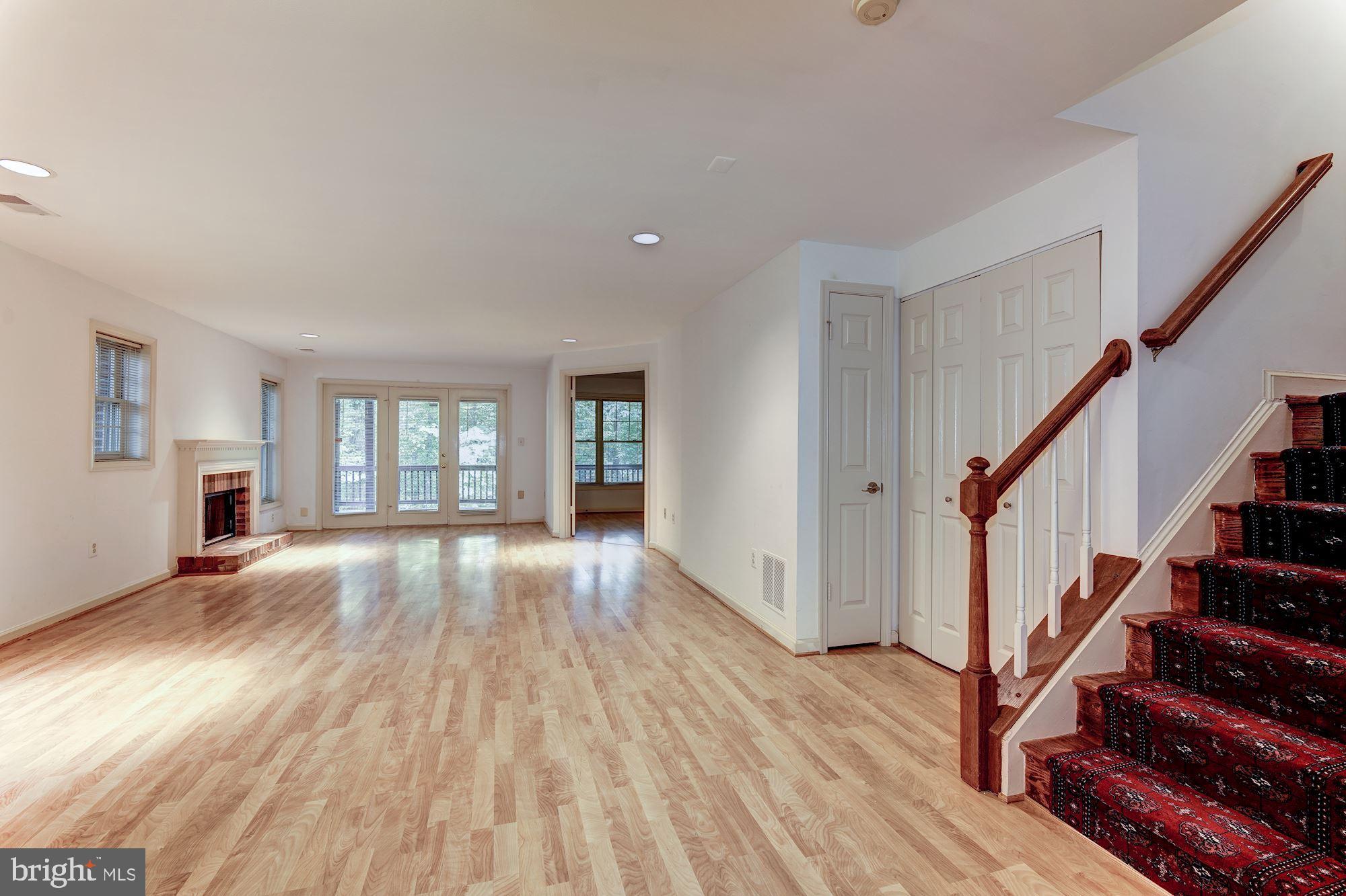 MAGARITY MEWS - Residential Lease