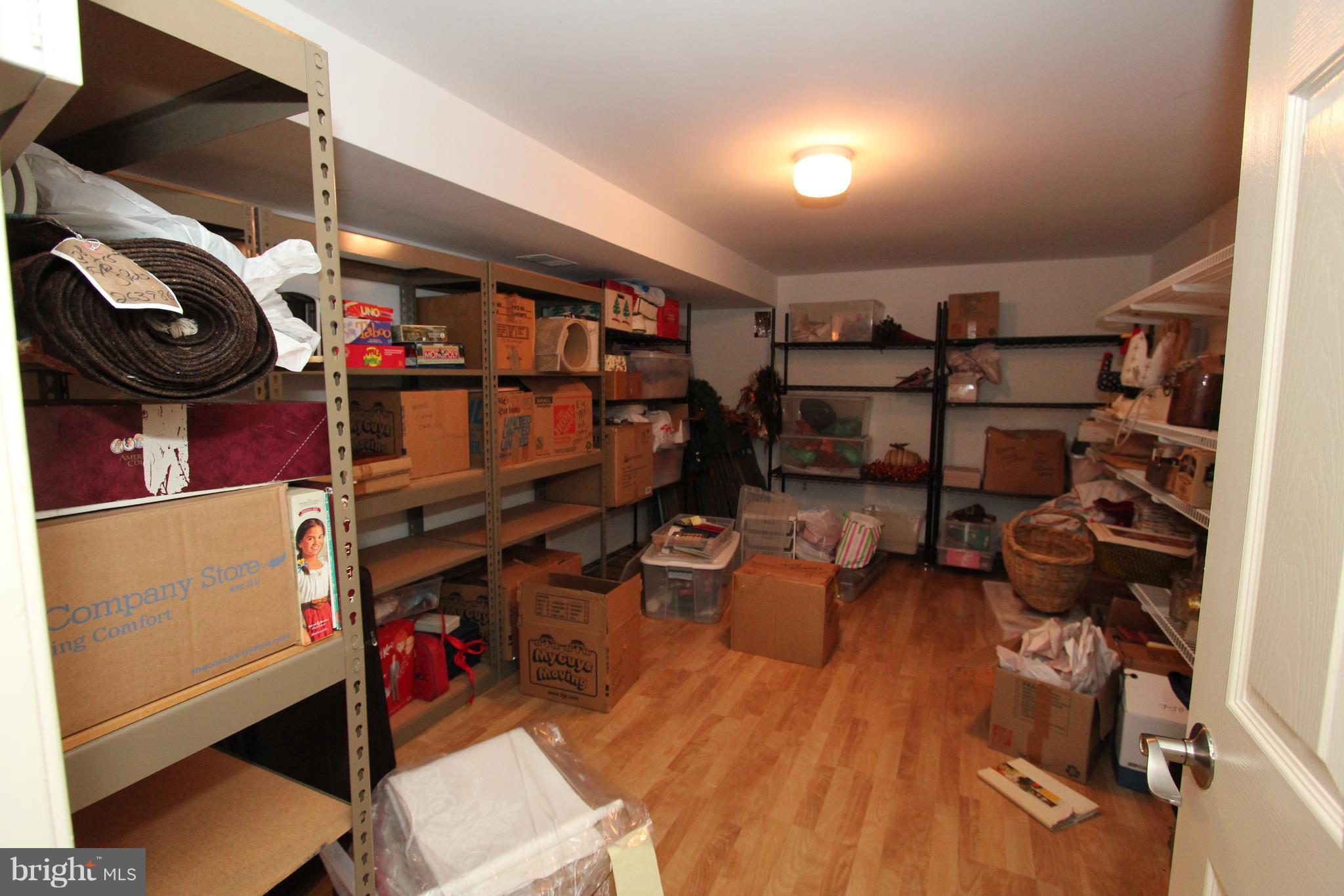 MAGARITY MEWS - Residential Lease