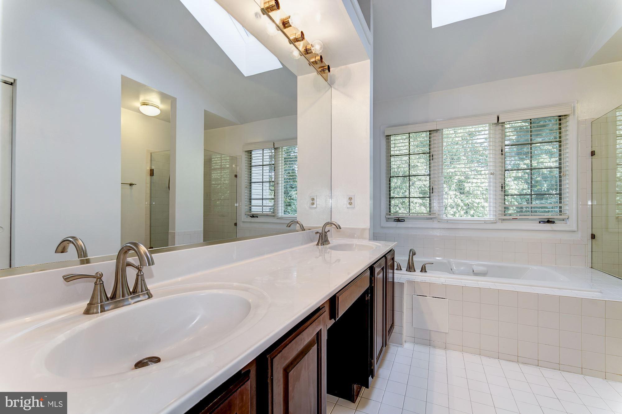 MAGARITY MEWS - Residential Lease