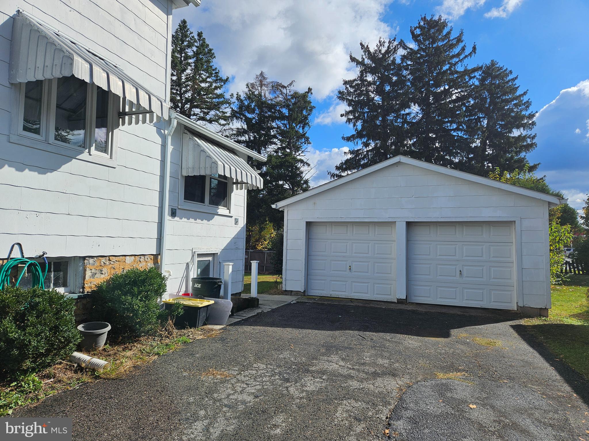 315 POE PLACE