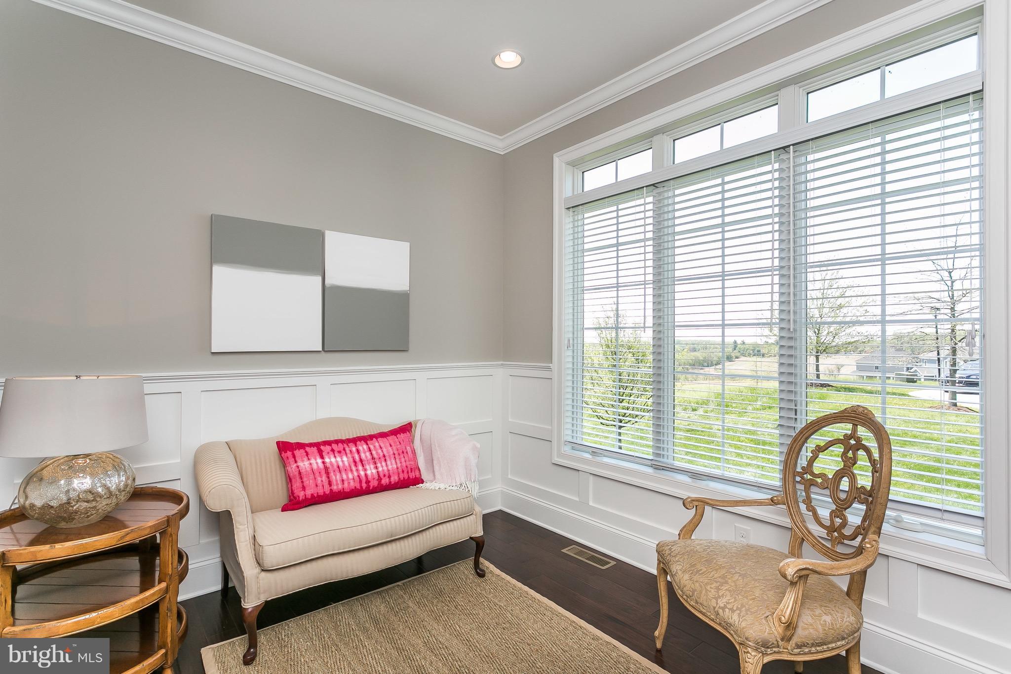 BRIAR KNOLL - Residential