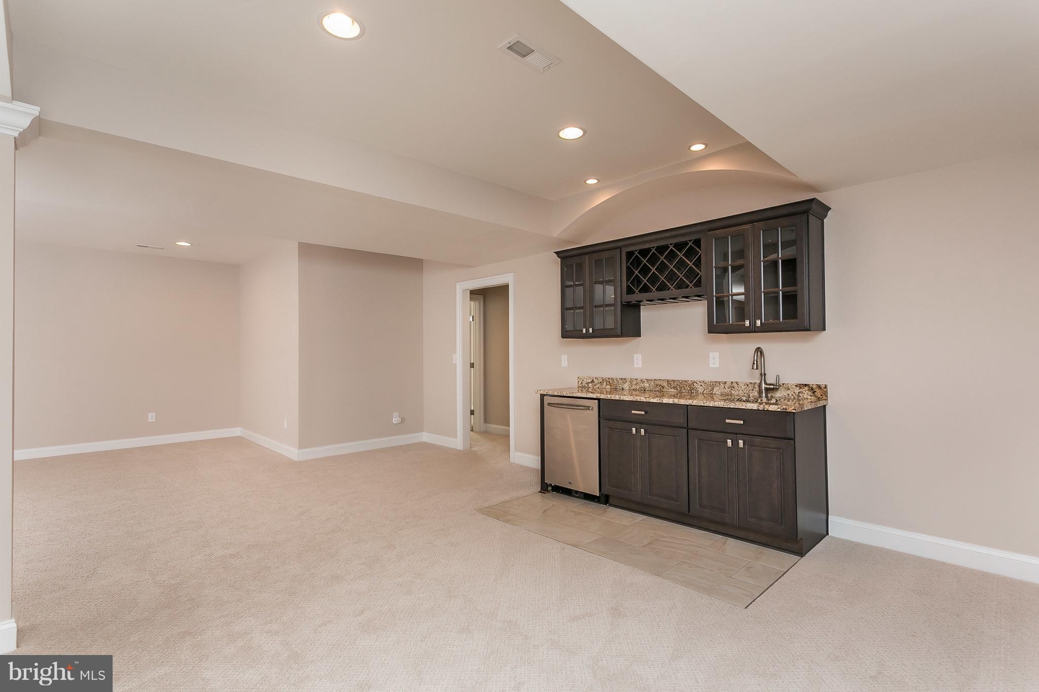 BRIAR KNOLL - Residential