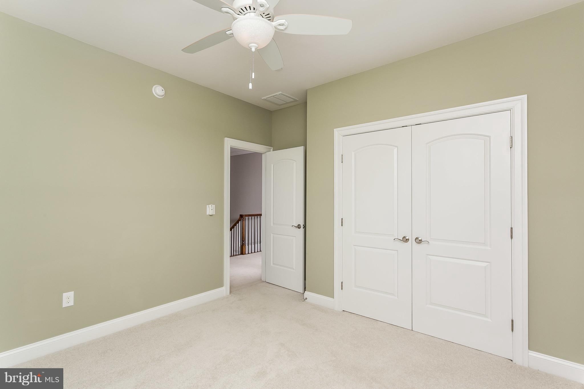 BRIAR KNOLL - Residential