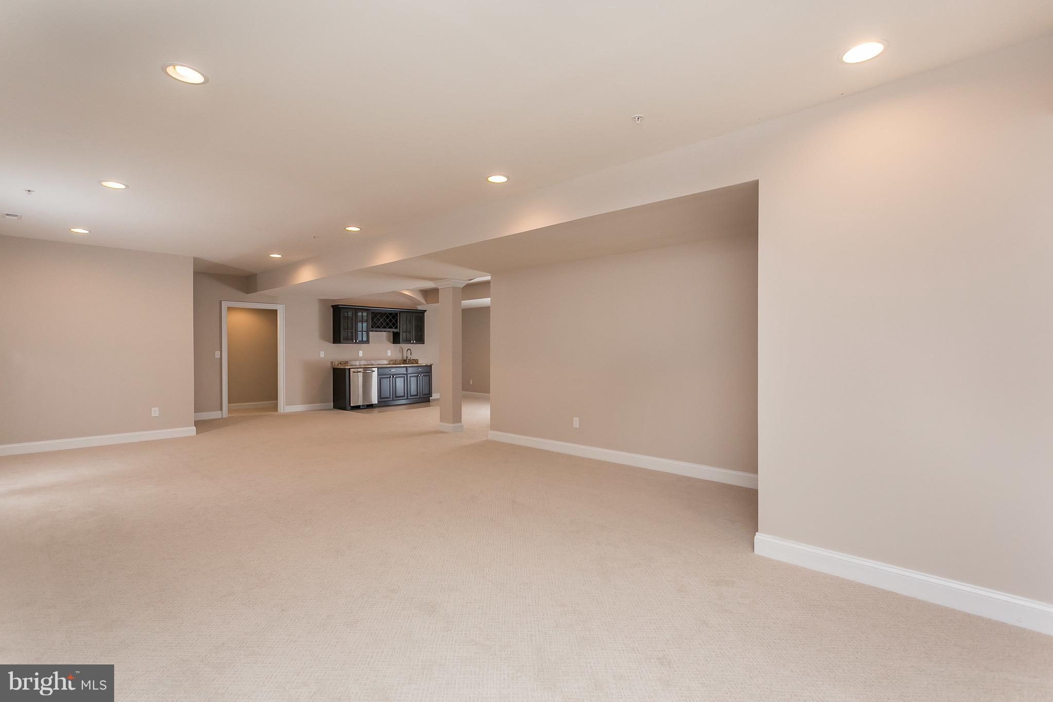 BRIAR KNOLL - Residential