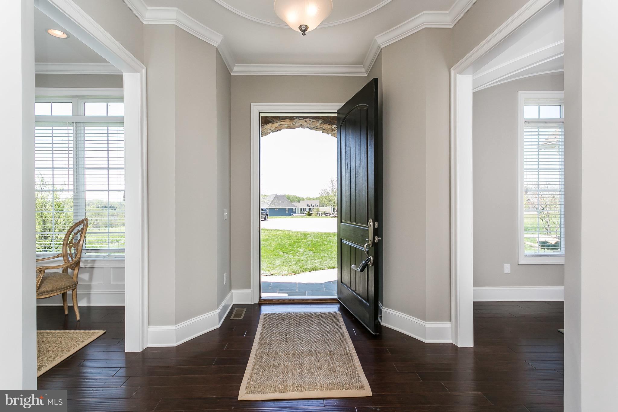 BRIAR KNOLL - Residential