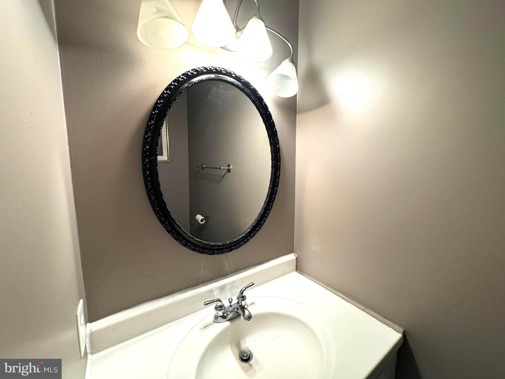 BURKE CENTRE - Residential