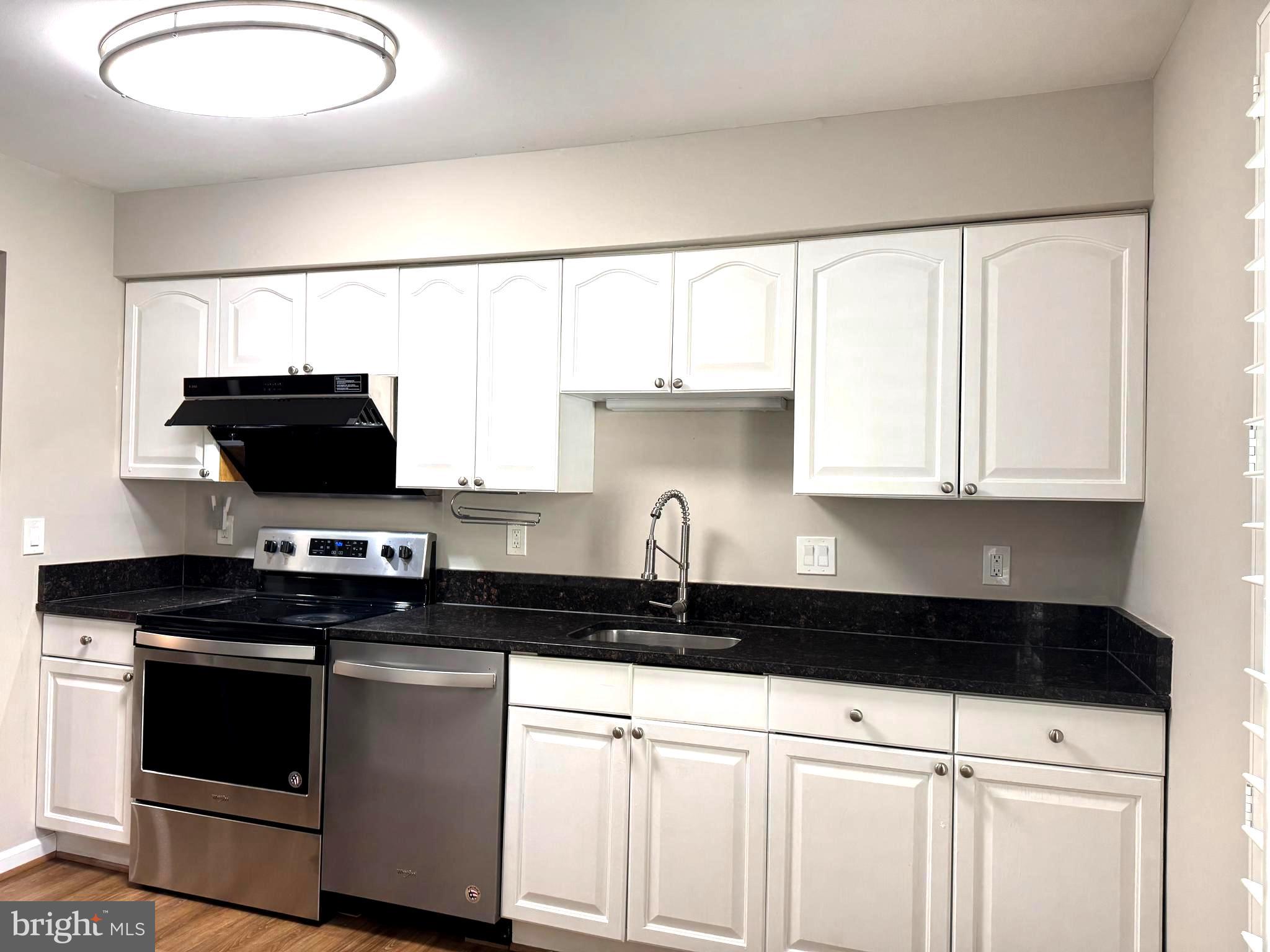 BURKE CENTRE - Residential