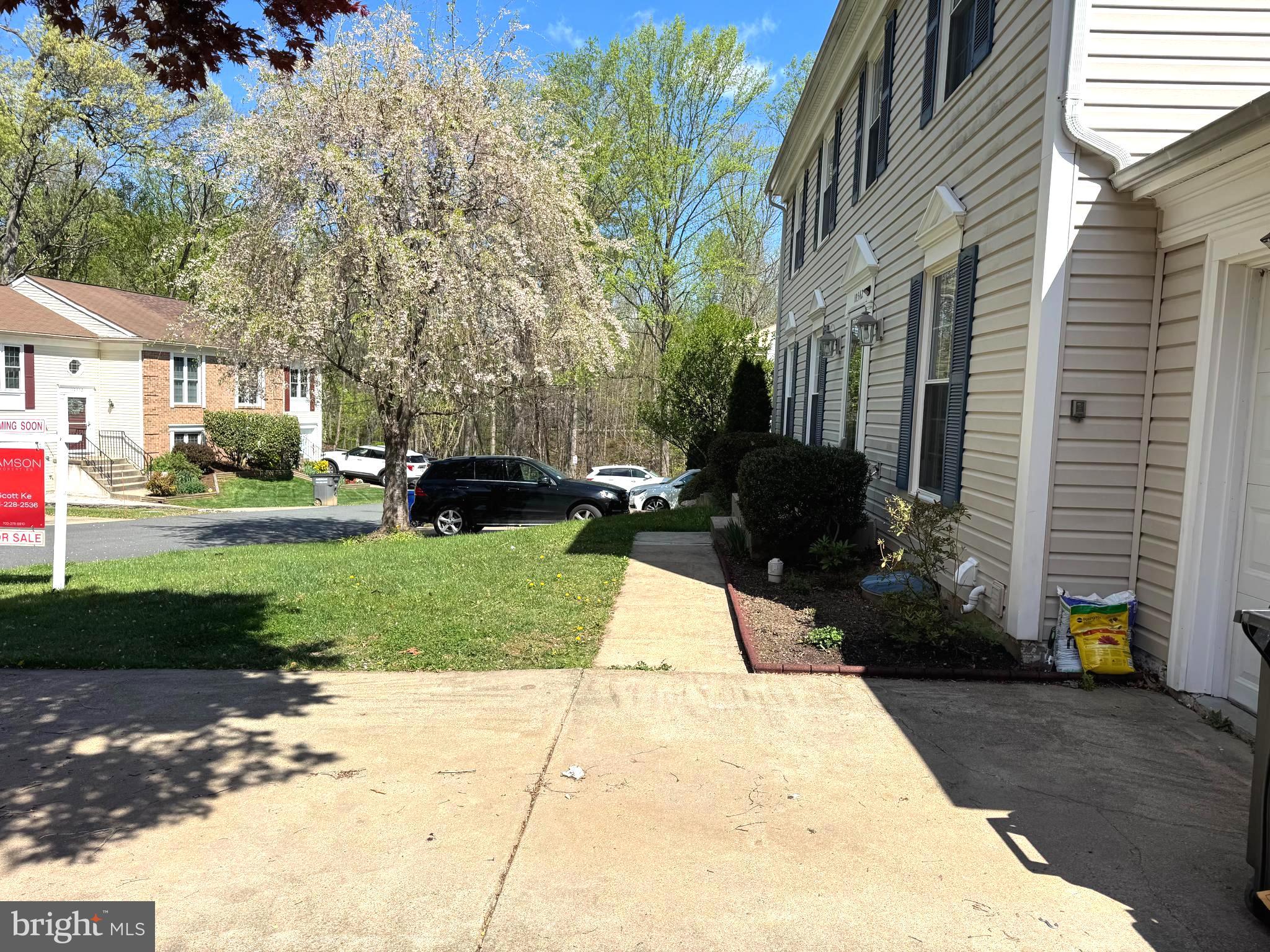 BURKE CENTRE - Residential