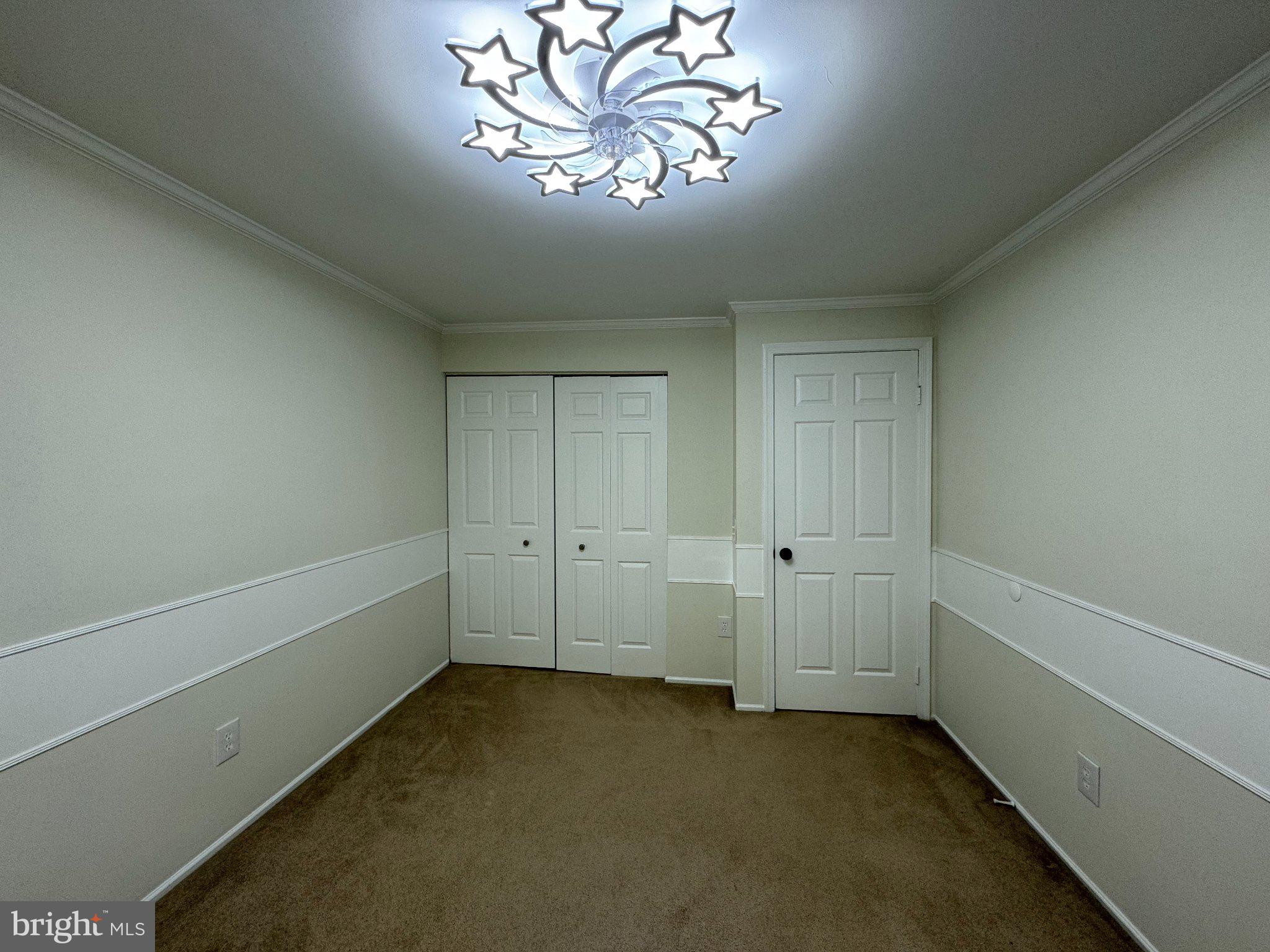 BURKE CENTRE - Residential