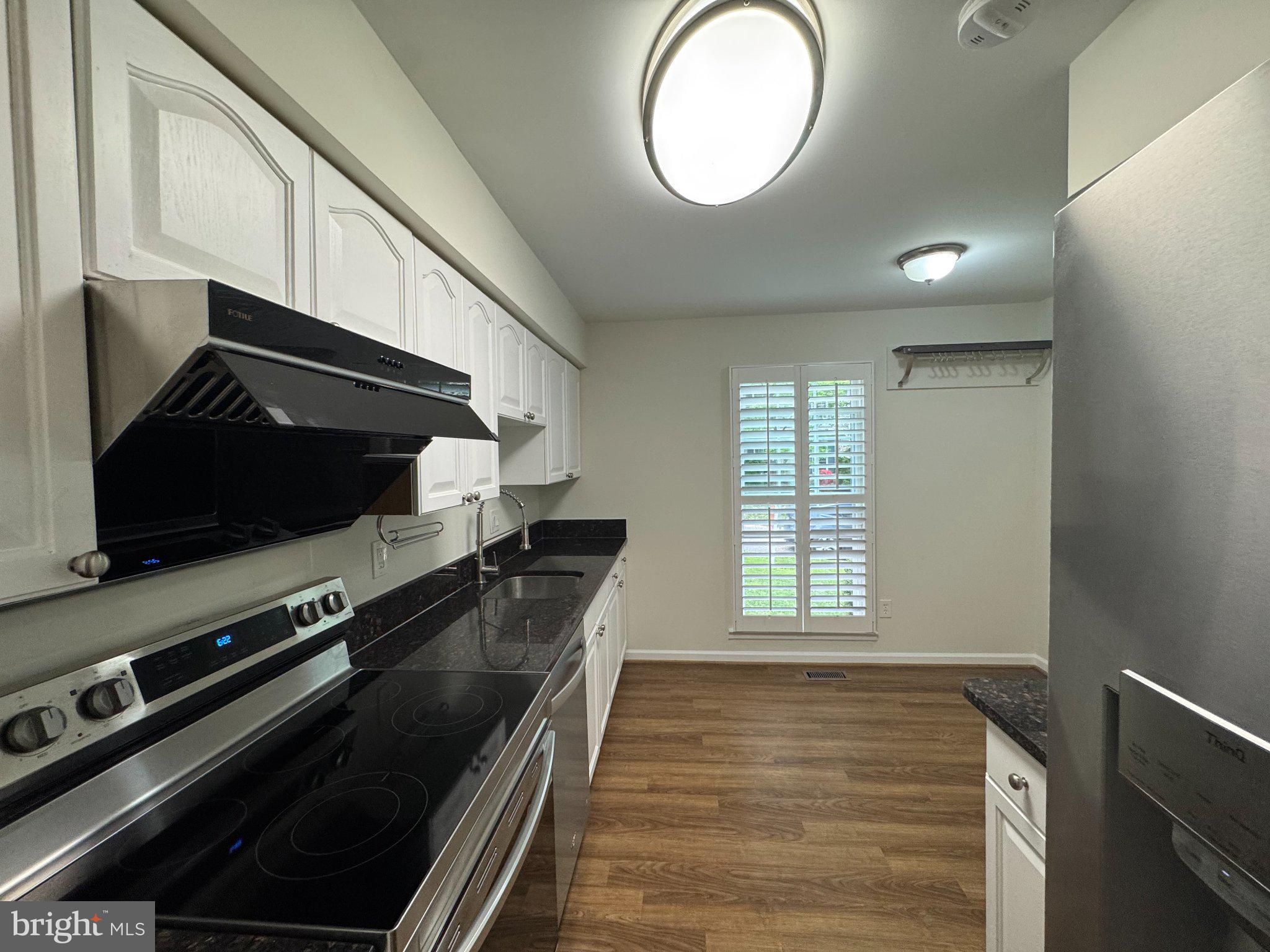 BURKE CENTRE - Residential