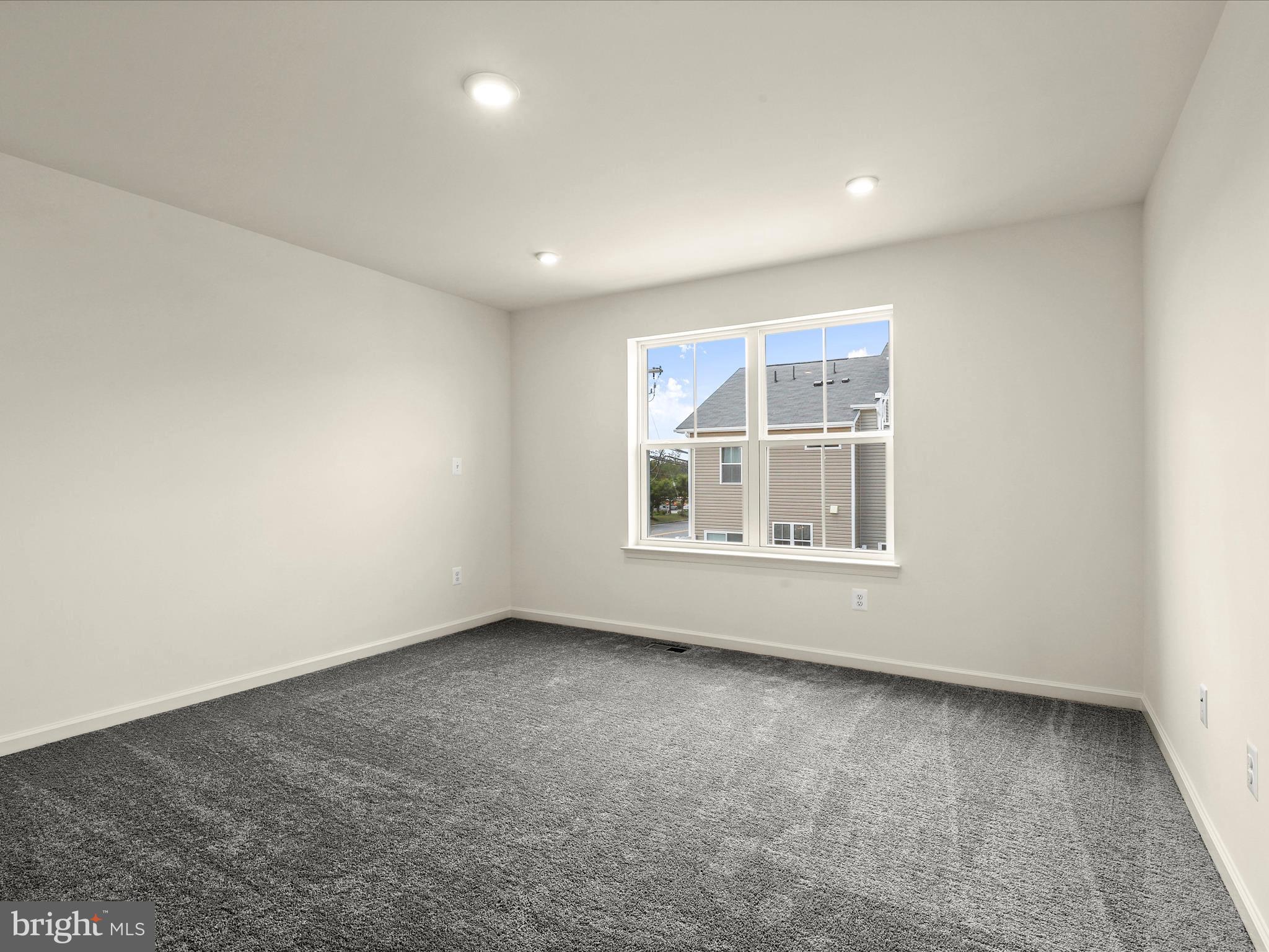 LONG GATE - Residential Lease