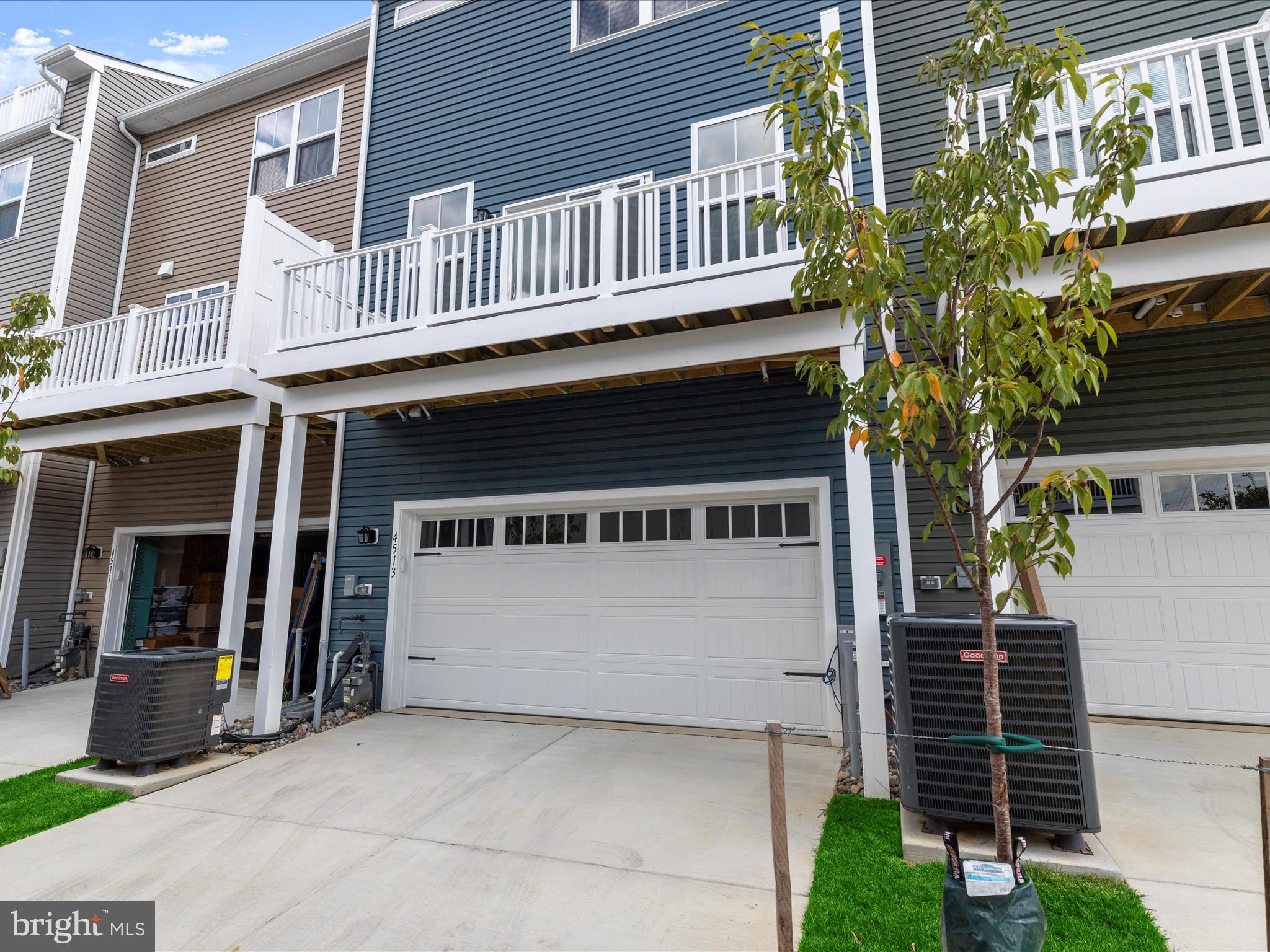 LONG GATE - Residential Lease