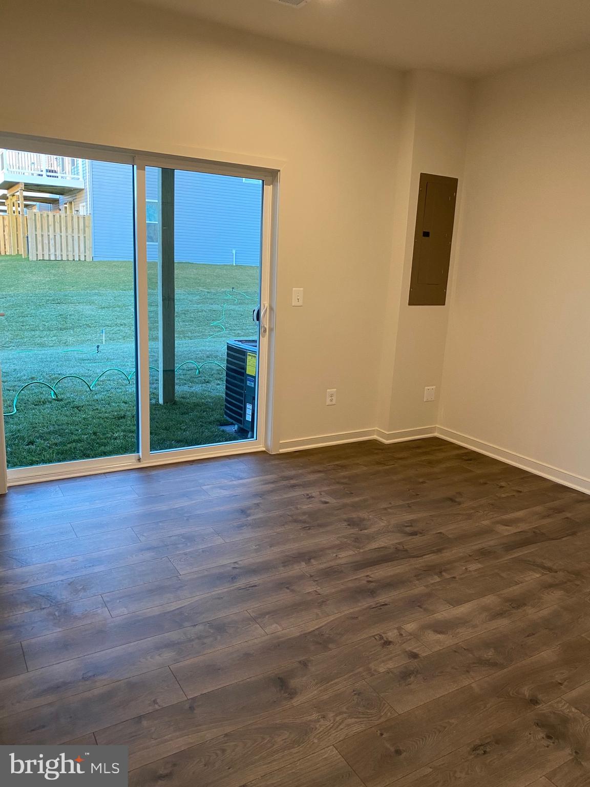 CHERRYVIEW LANDING - Residential Lease